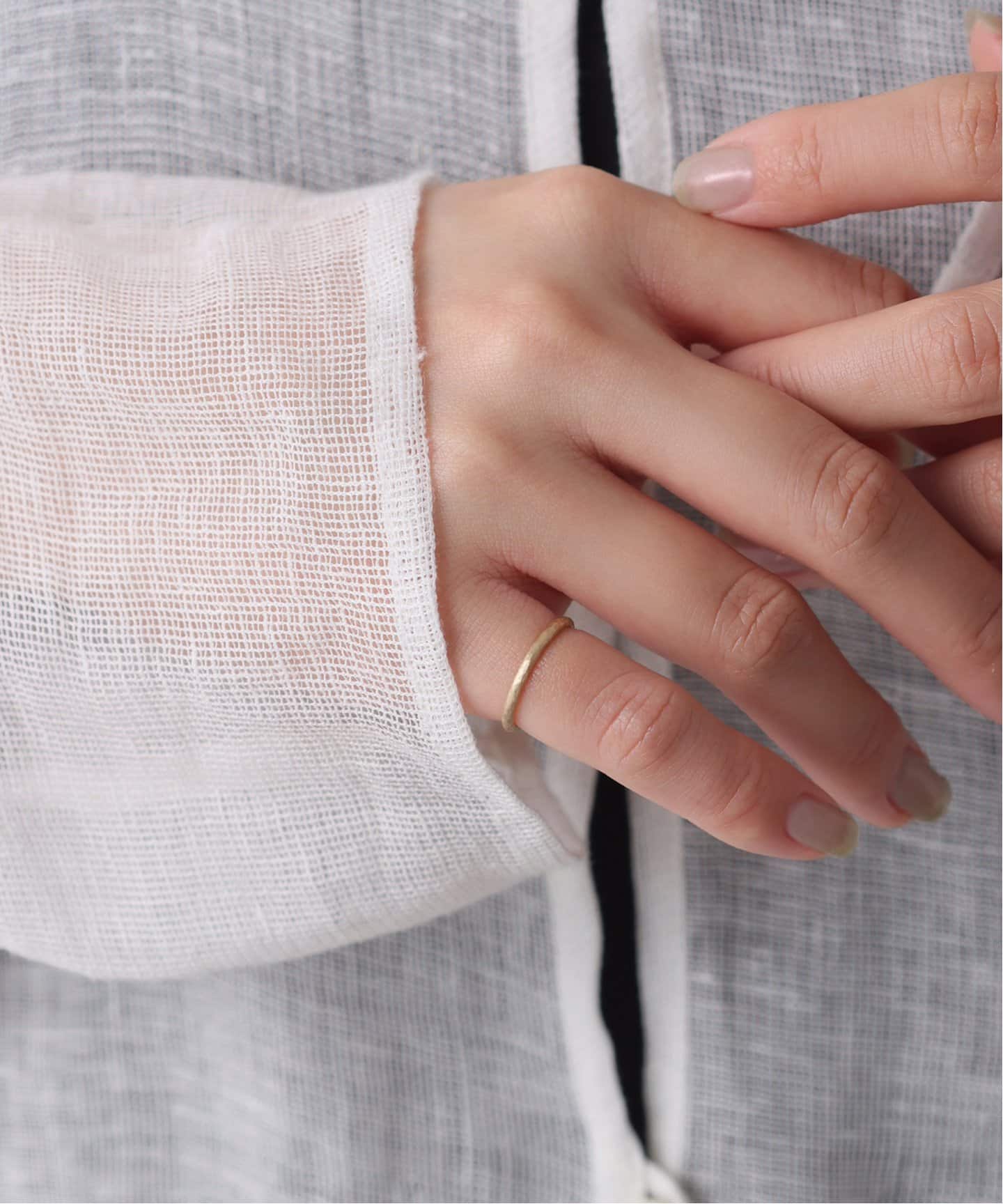 テクスチャーマットピンキーリング K10（リング）｜Lilas（リラ）の