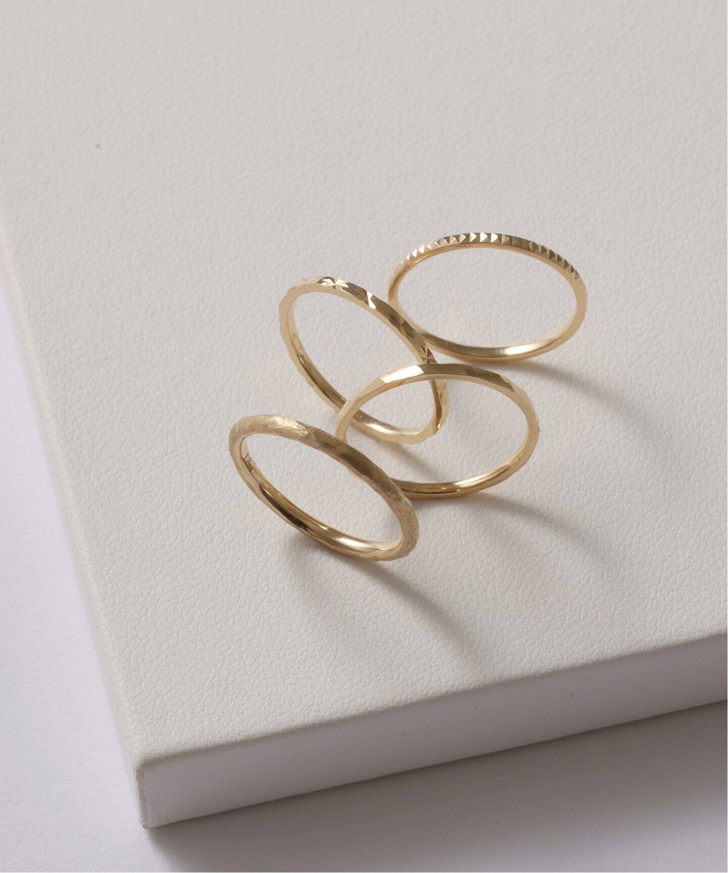 テクスチャーマットピンキーリング K10（リング）｜Lilas（リラ）の