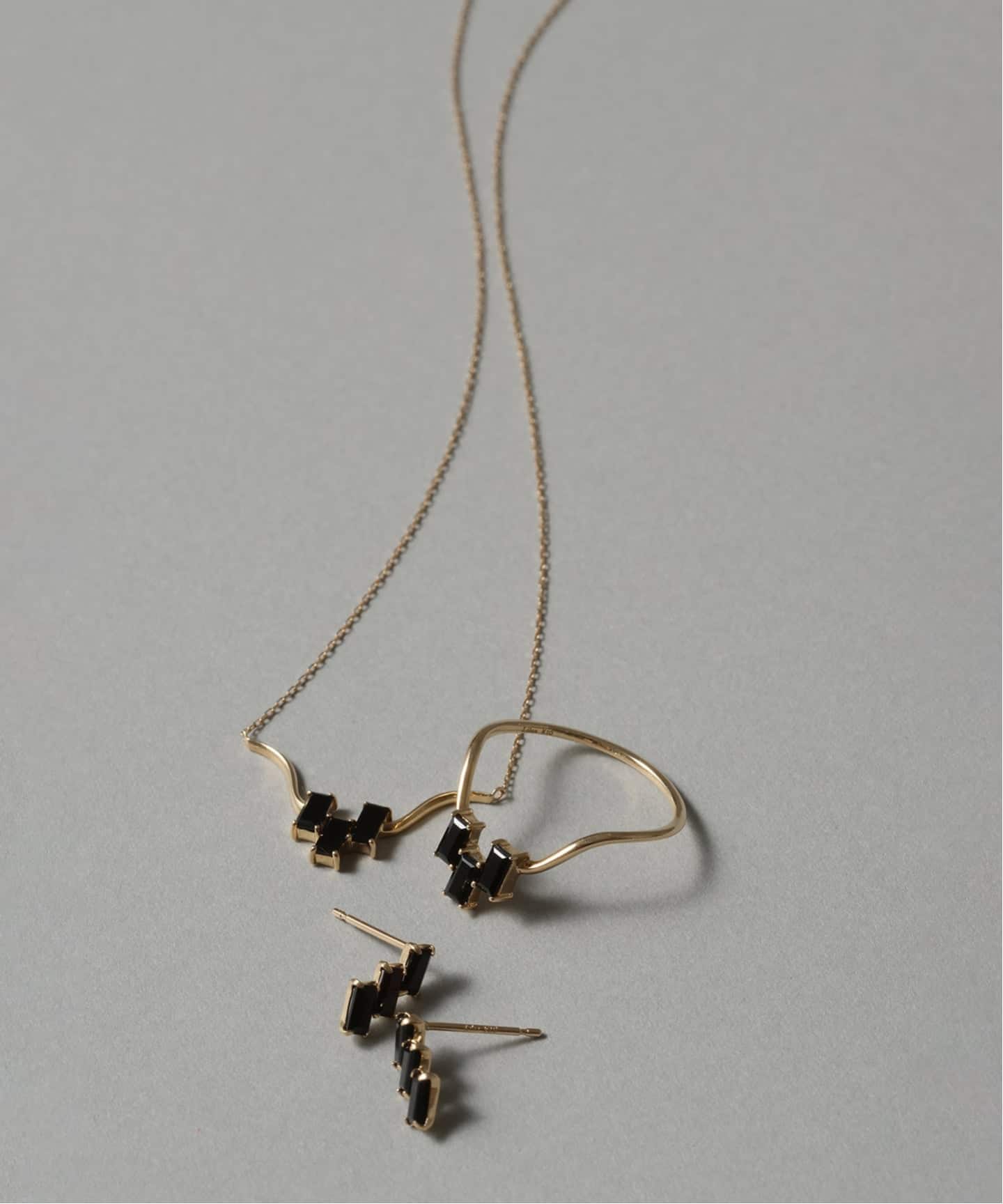 セミトーンオニキスリング K10（リング）｜Lilas（リラ）の通販