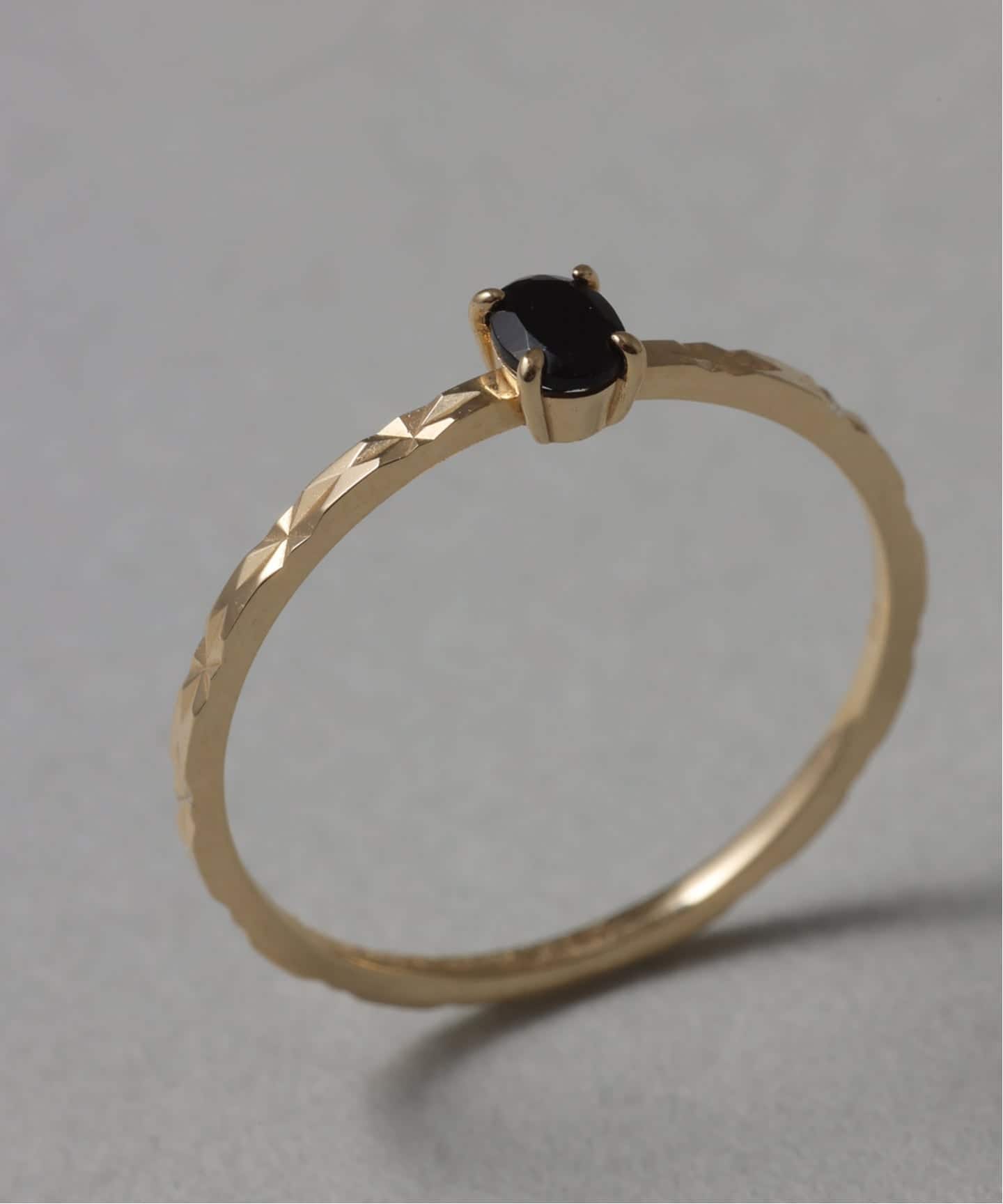 Lilas オーバルオニキスカットリングK10 11号 オーバルオニキスカットリングK10（リング）｜Lilas（リラ）の通販