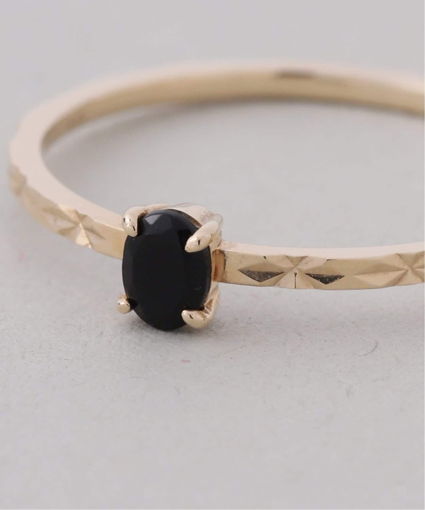 Lilas オーバルオニキスカットリングK10 11号 オーバルオニキスカットリングK10（リング）｜Lilas（リラ）の通販