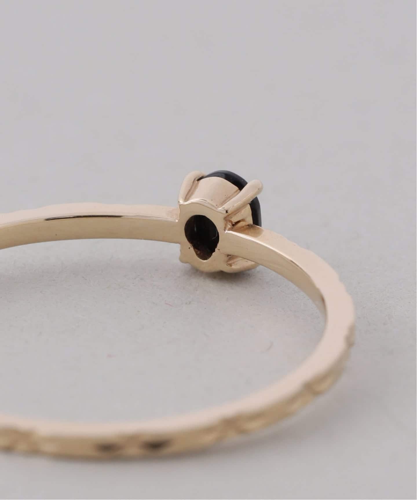 オーバルオニキスカットリングK10（リング）｜Lilas（リラ）の通販