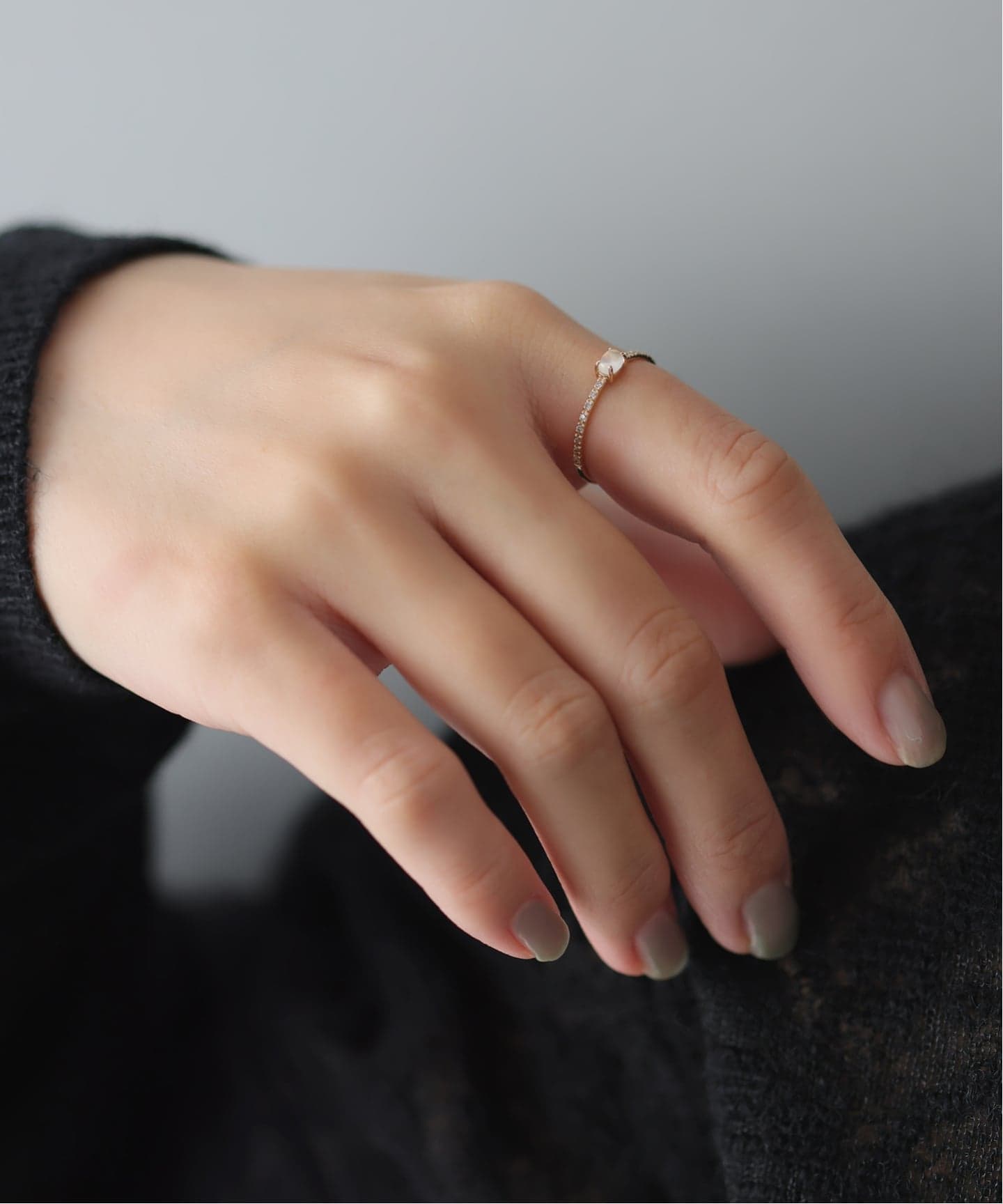 OVムーンストーンメレダイヤリング K10（リング）｜Lilas（リラ）の