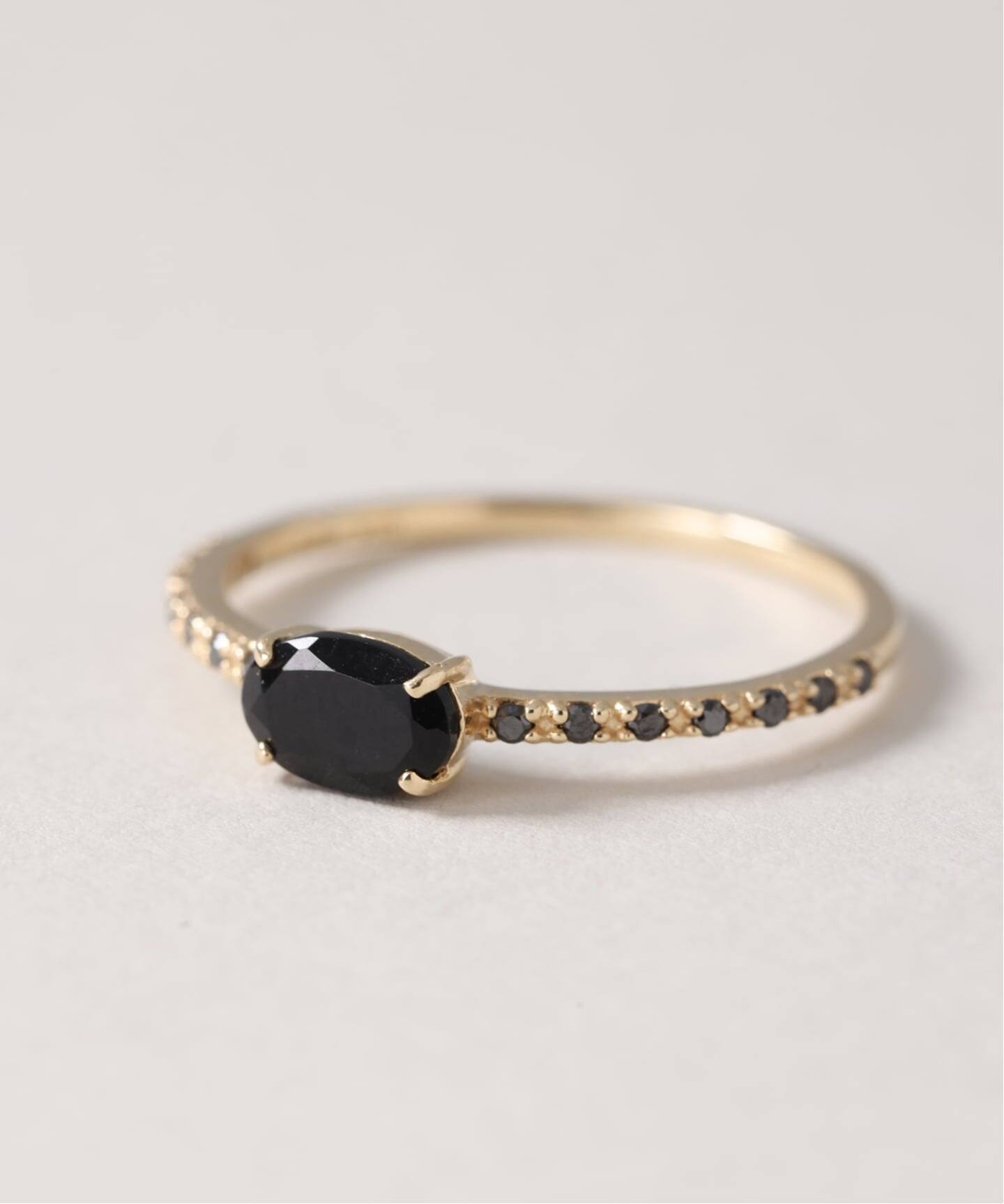 OVオニキスメレブラックダイヤリング K10（リング）｜Lilas（リラ）の