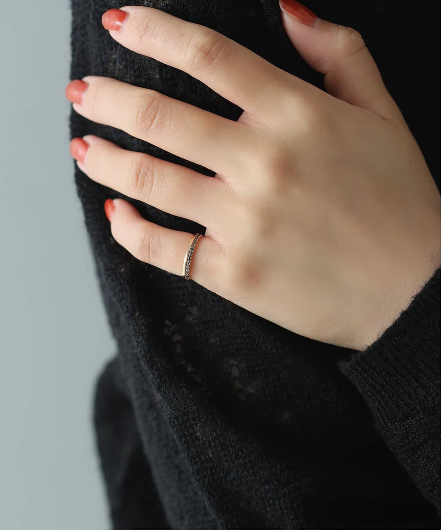 Lilas　ブラックダイヤハーフエタニティーピンキーリング K10　3号 Lilas 指輪 リング ブラックダイヤハーフエタニティーピンキー