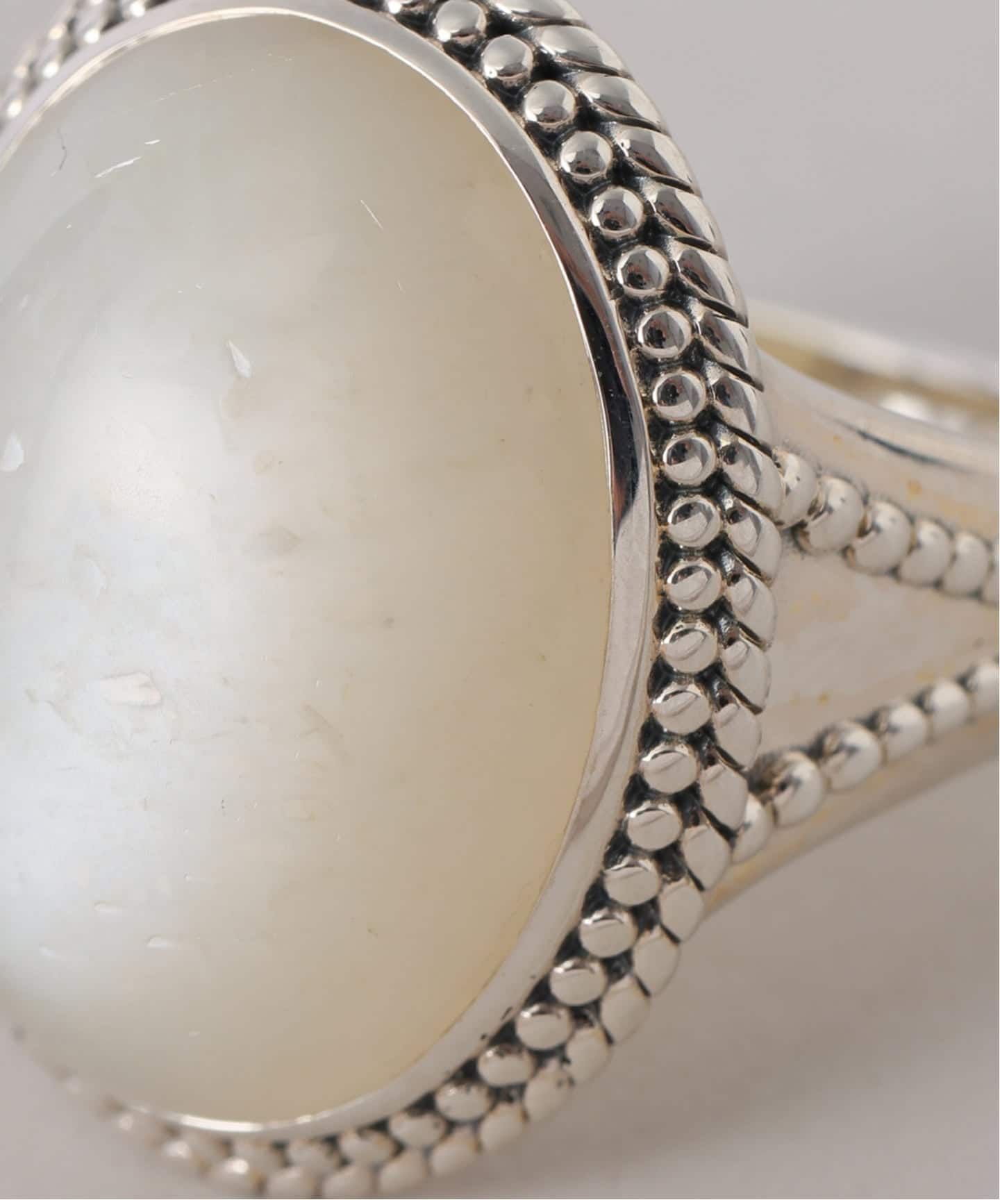 Lilas 【SAMH by LILAS】ホワイトムーンストーンリング SV SAMH by LILAS】ホワイトムーンストーンリング SV（リング）｜Lilas