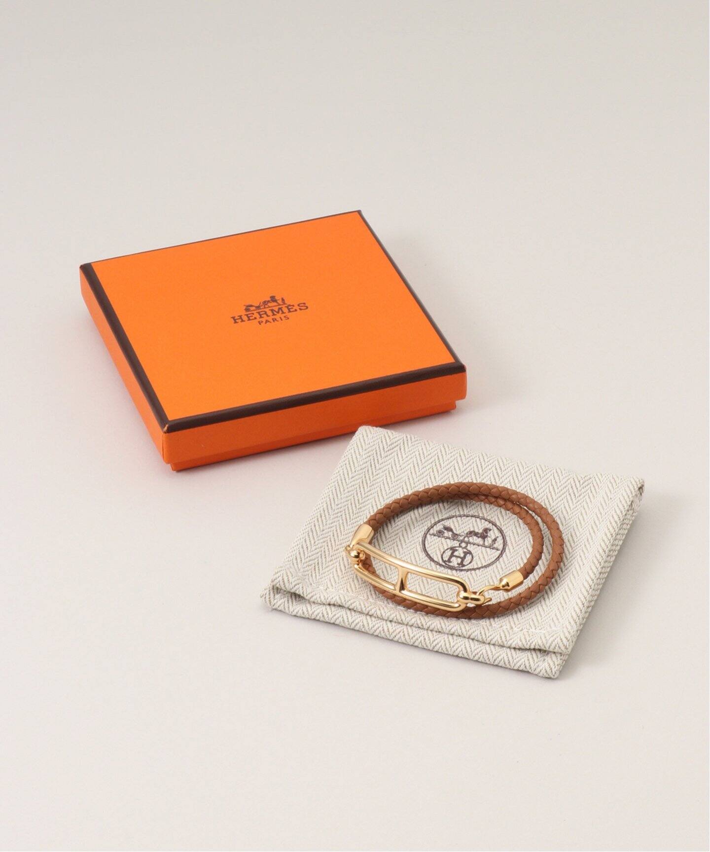 エルメス Roulis Double Tour ゴールドブレスレット Roulis Double Tour bracelet | Hermès USA