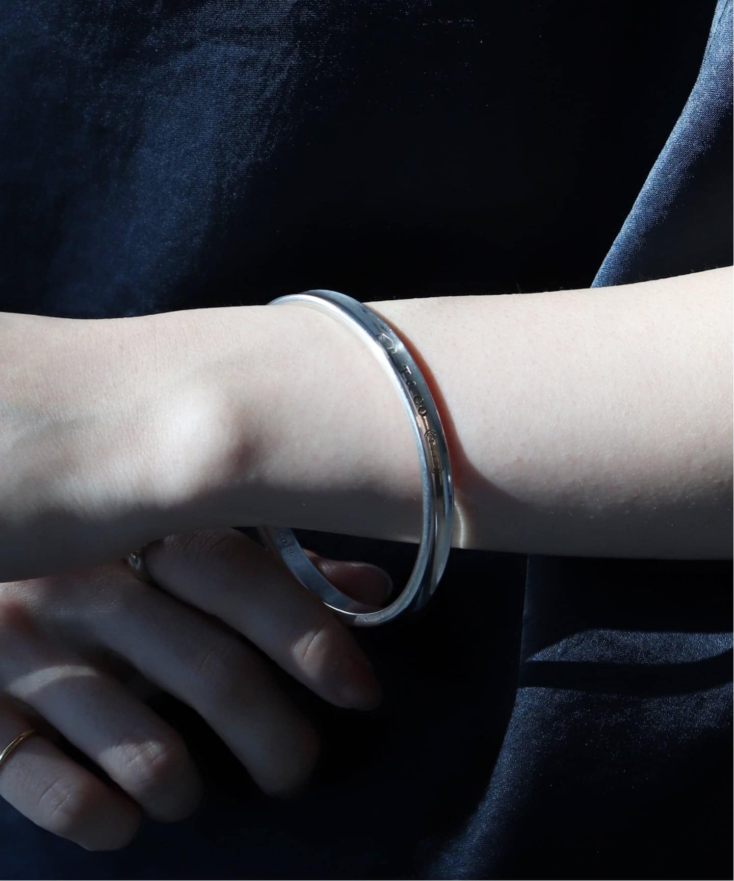 Tiffany & Co. バングル 1837 楽天市場】TIFFANY＆Co. ティファニー＆コー 1837バングル