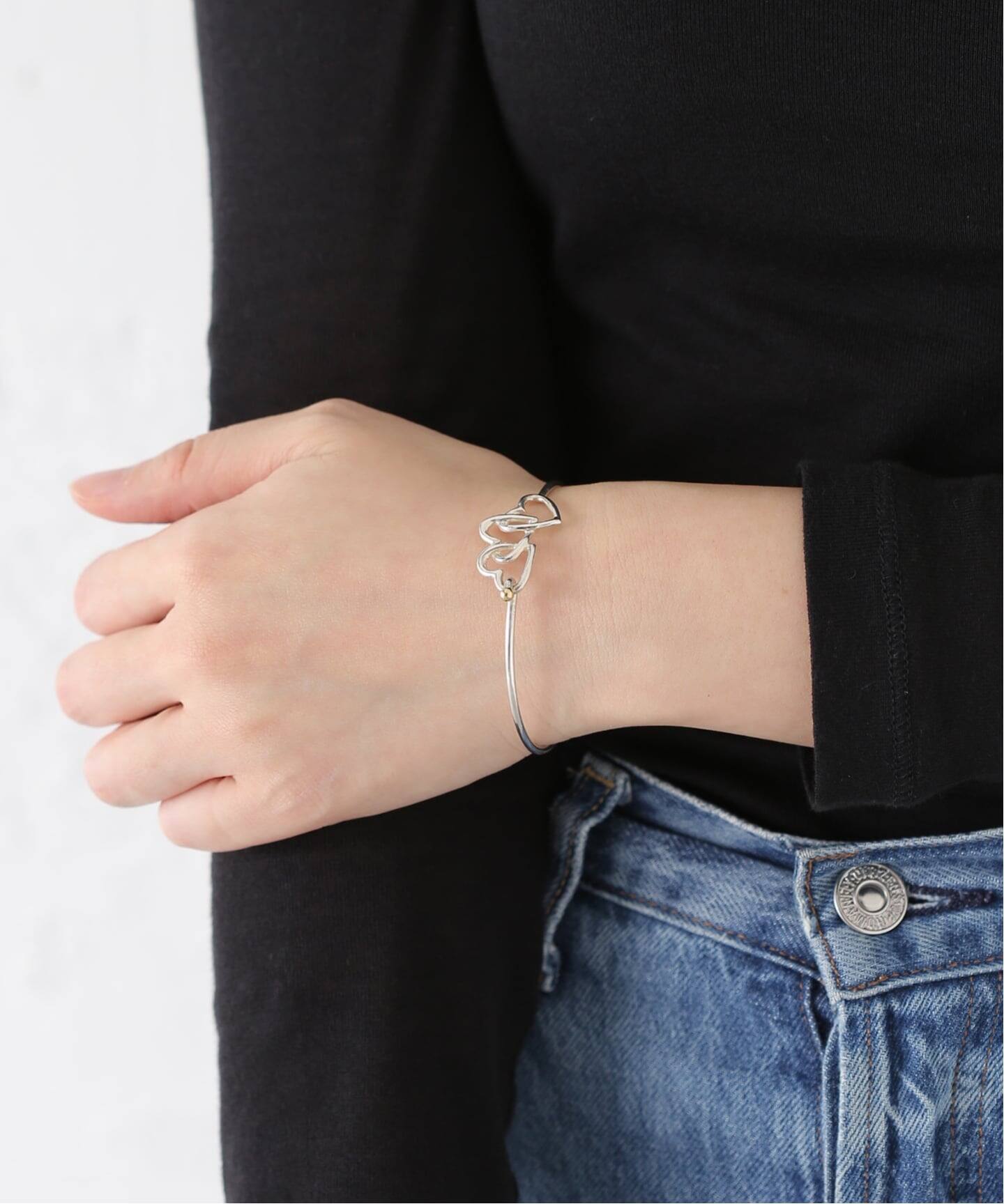 VINTAGE TIFFANY&Co./ティファニー】 Triple heart bangle 