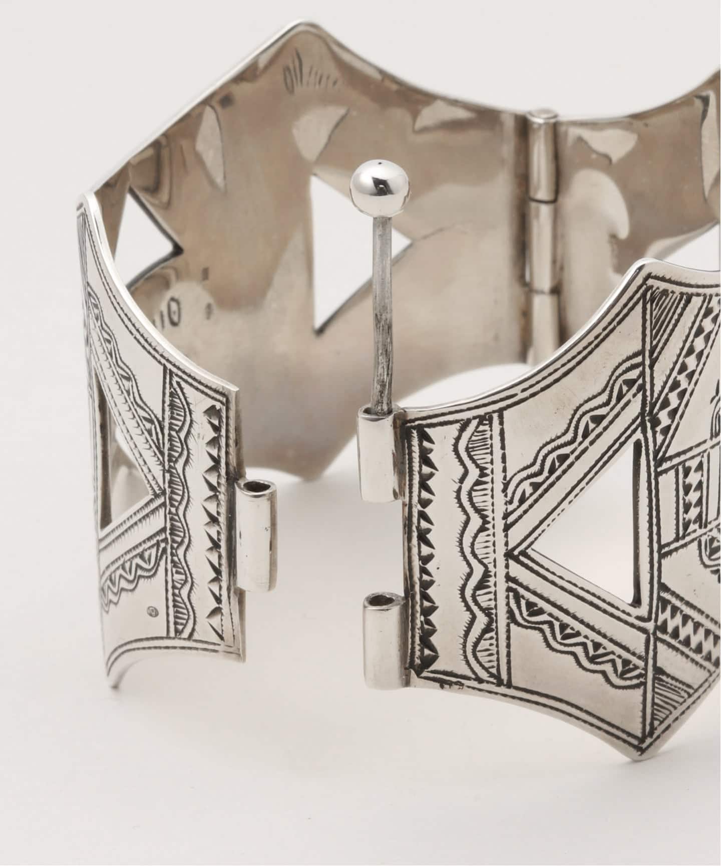 VINTAGE HERMES/エルメス】 Touareg bangle（ブレスレット・バングル