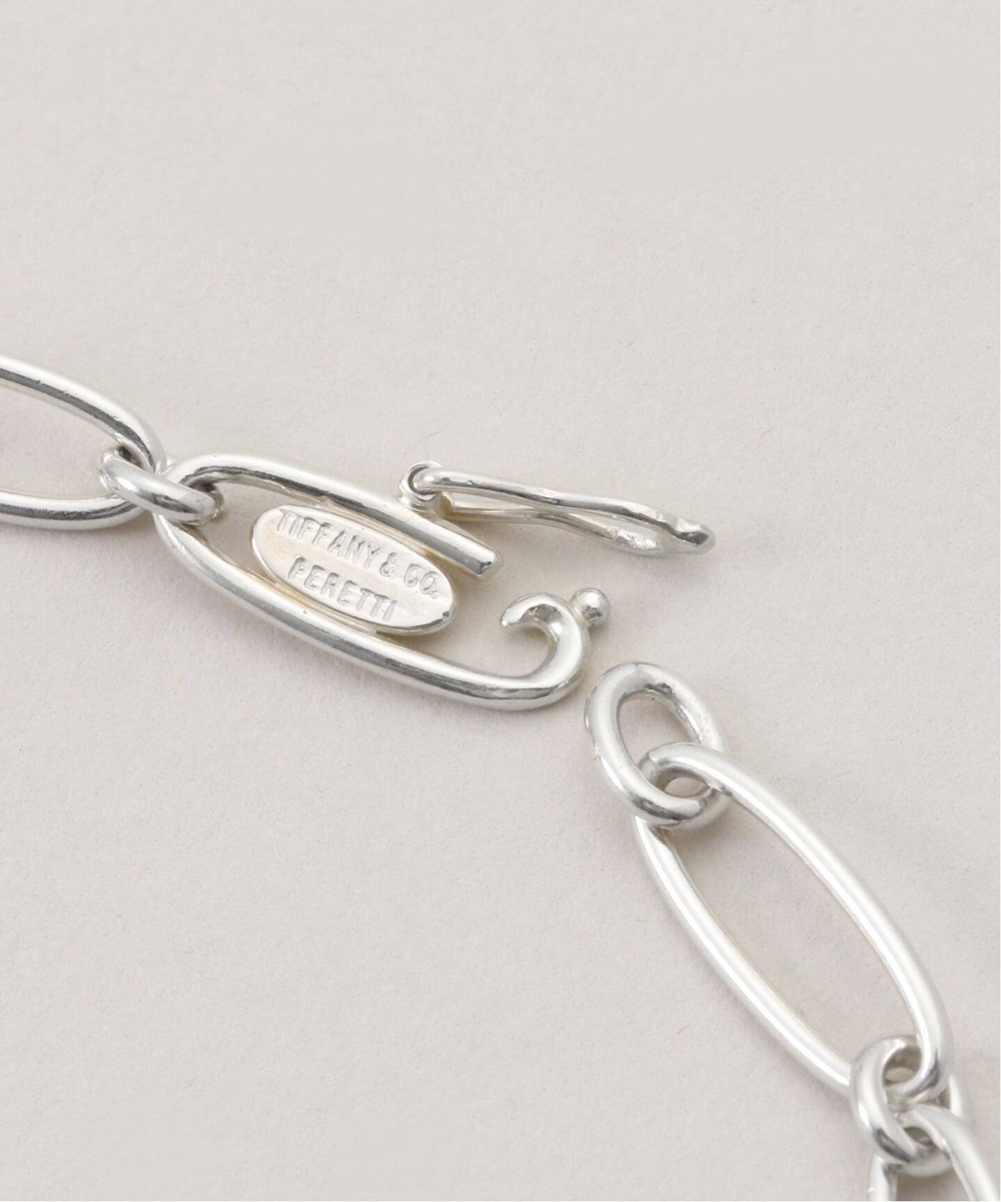 VINTAGE TIFFANY&Co./ティファニー】Curved heart bracelet oval link