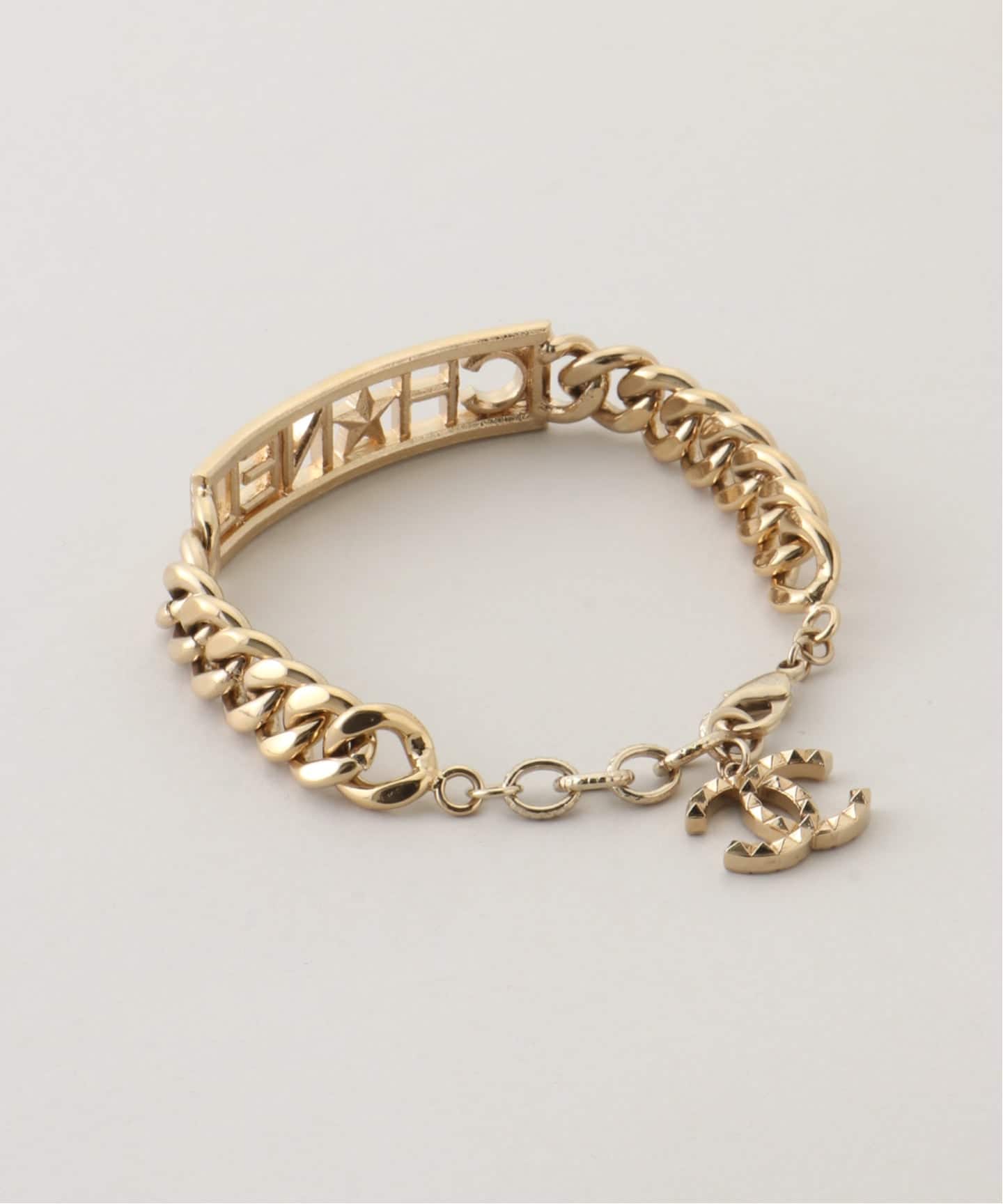 CHANEL 星形チャーム ブレスレット A99133 2024 cruise CHANEL/シャネル】Logo star bracelet rs（ブレスレット・バングル