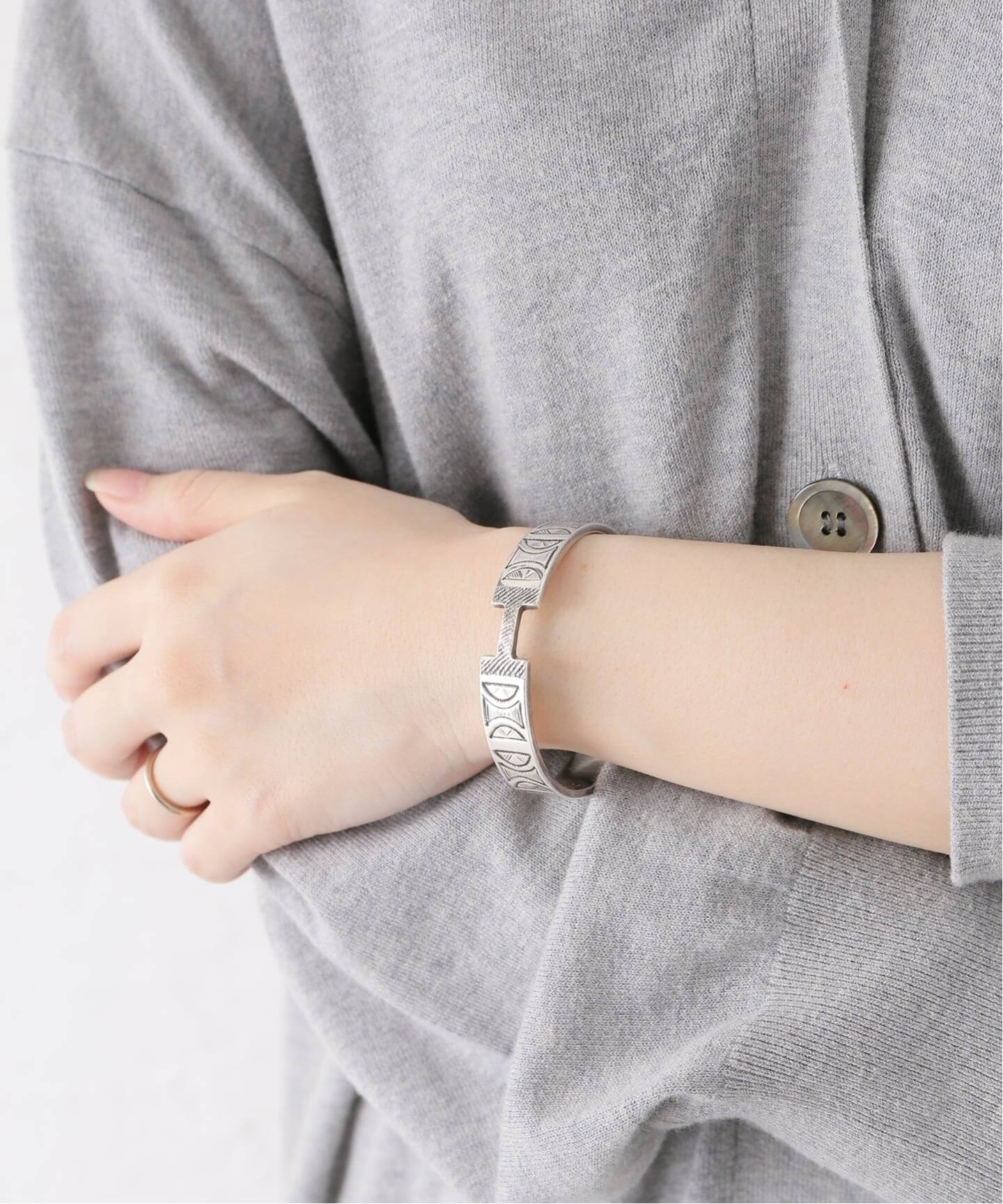 VINTAGE HERMES/エルメス】 Touareg bangle t4（ブレスレット 