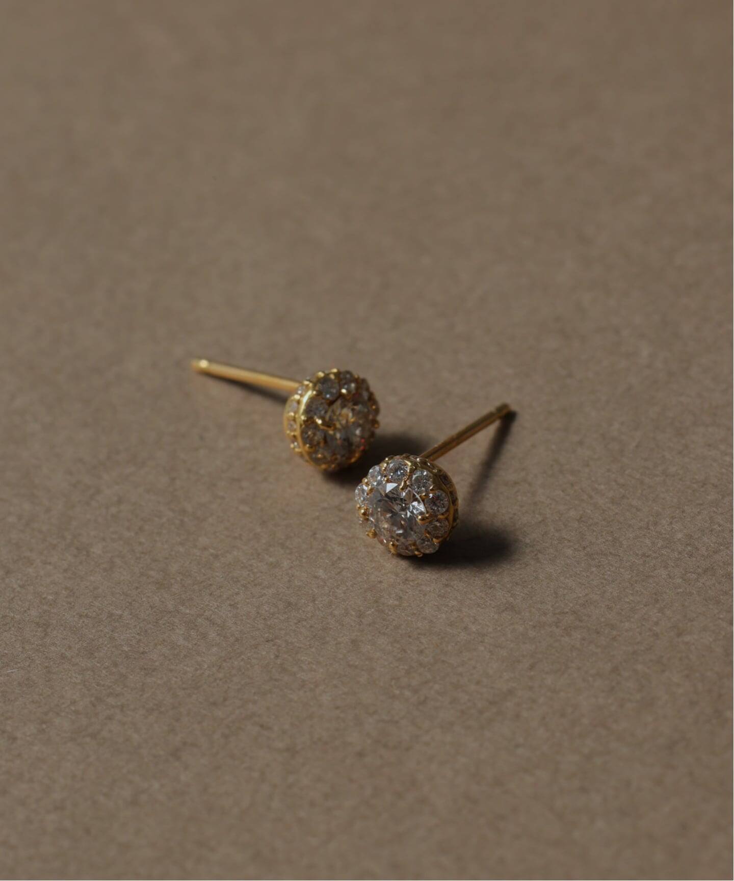 追加》0.6ctサイドダイヤピアス K18（両耳）（ピアス（両耳用 
