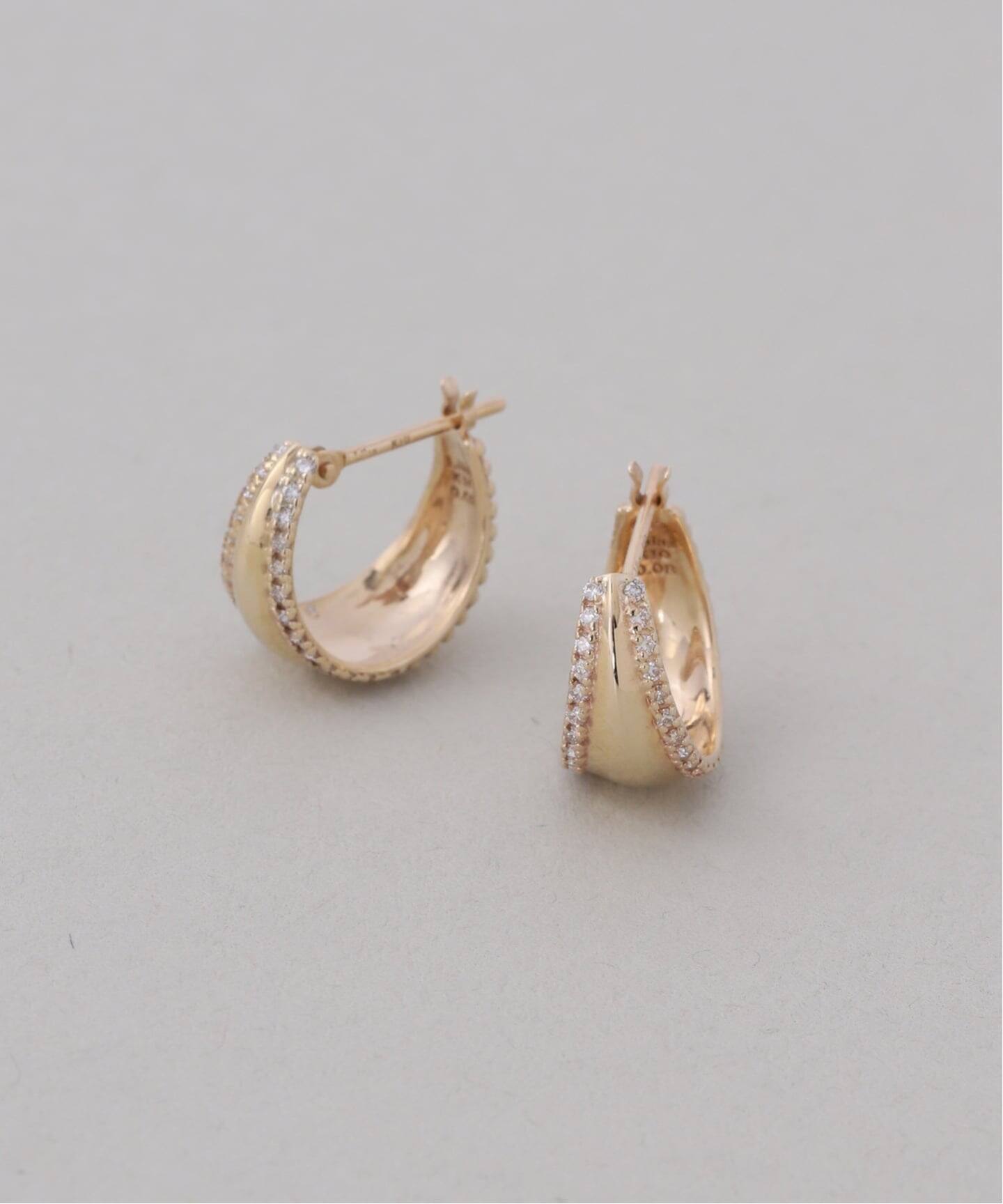 10th三日月サイドダイヤピアス K10（両耳）（ピアス（両耳用