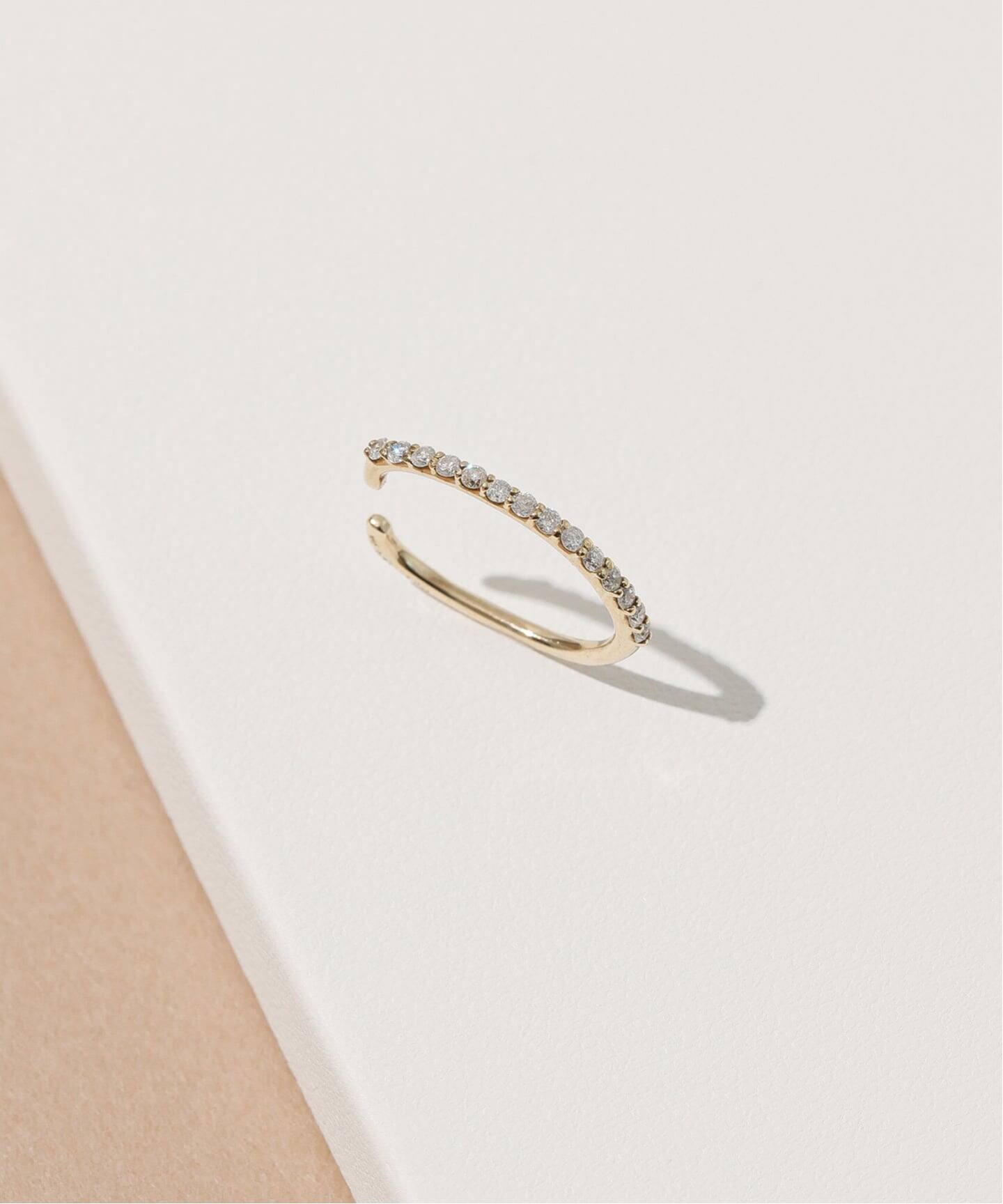 オーバルダイヤエタニティーイヤーカフ K10（片耳）（イヤーカフ