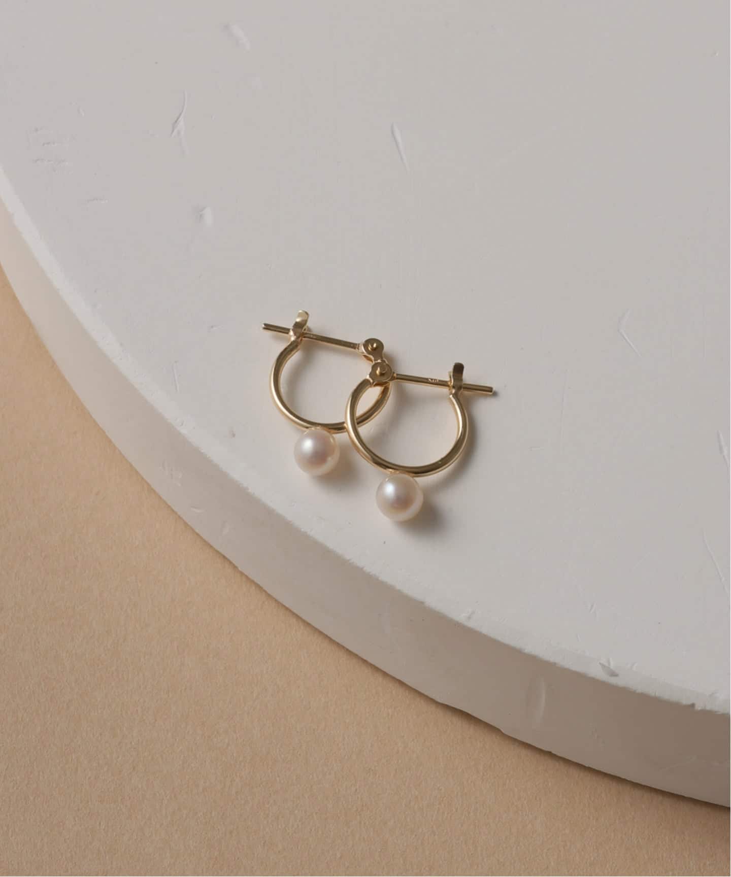 WEB限定》パールフープピアスS K10（両耳）（ピアス（両耳用
