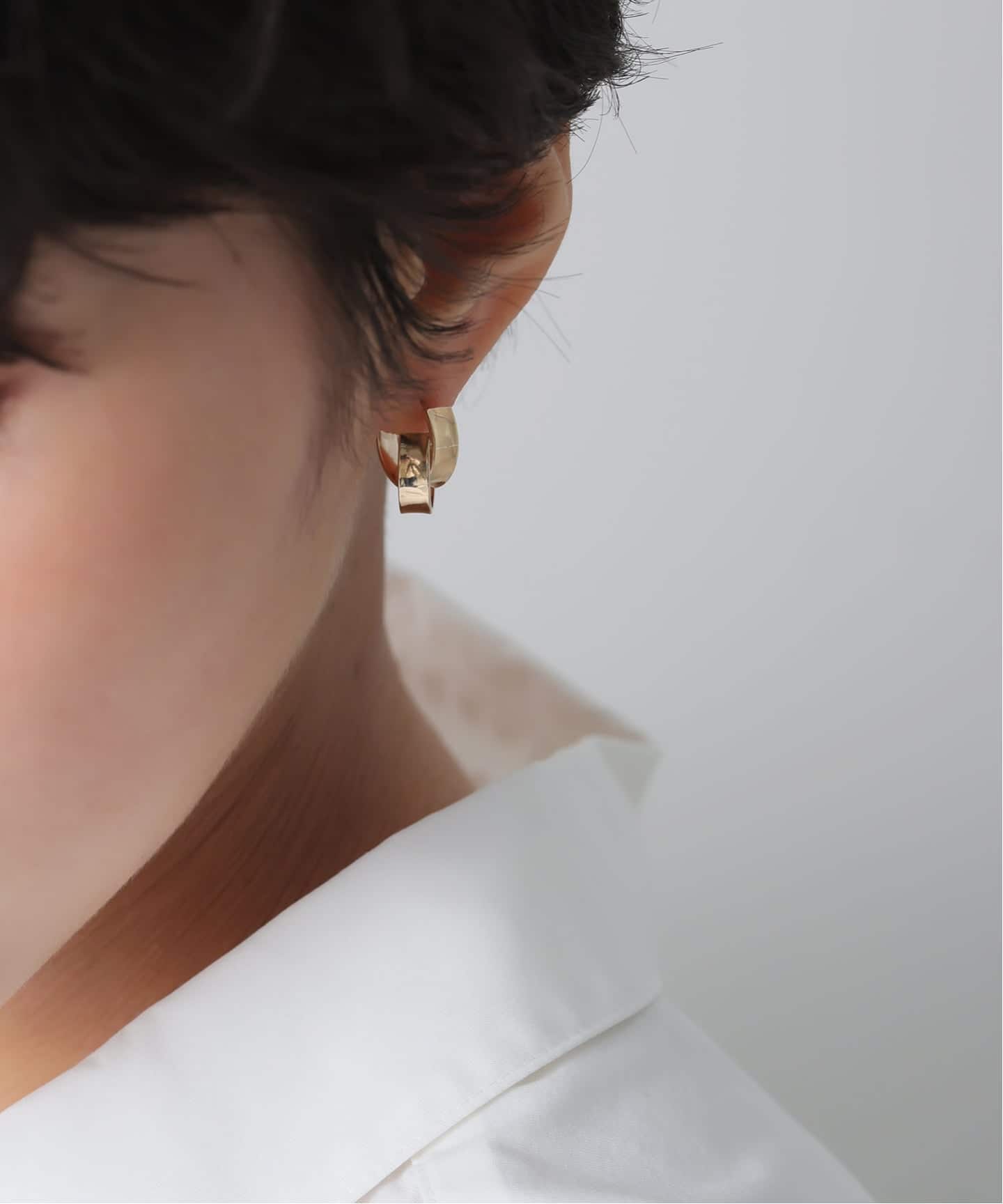 Lilas ワイドラインクロスフープピアス K10（両耳） ワイドラインクロスフープピアス K10（両耳）（ピアス（両耳用