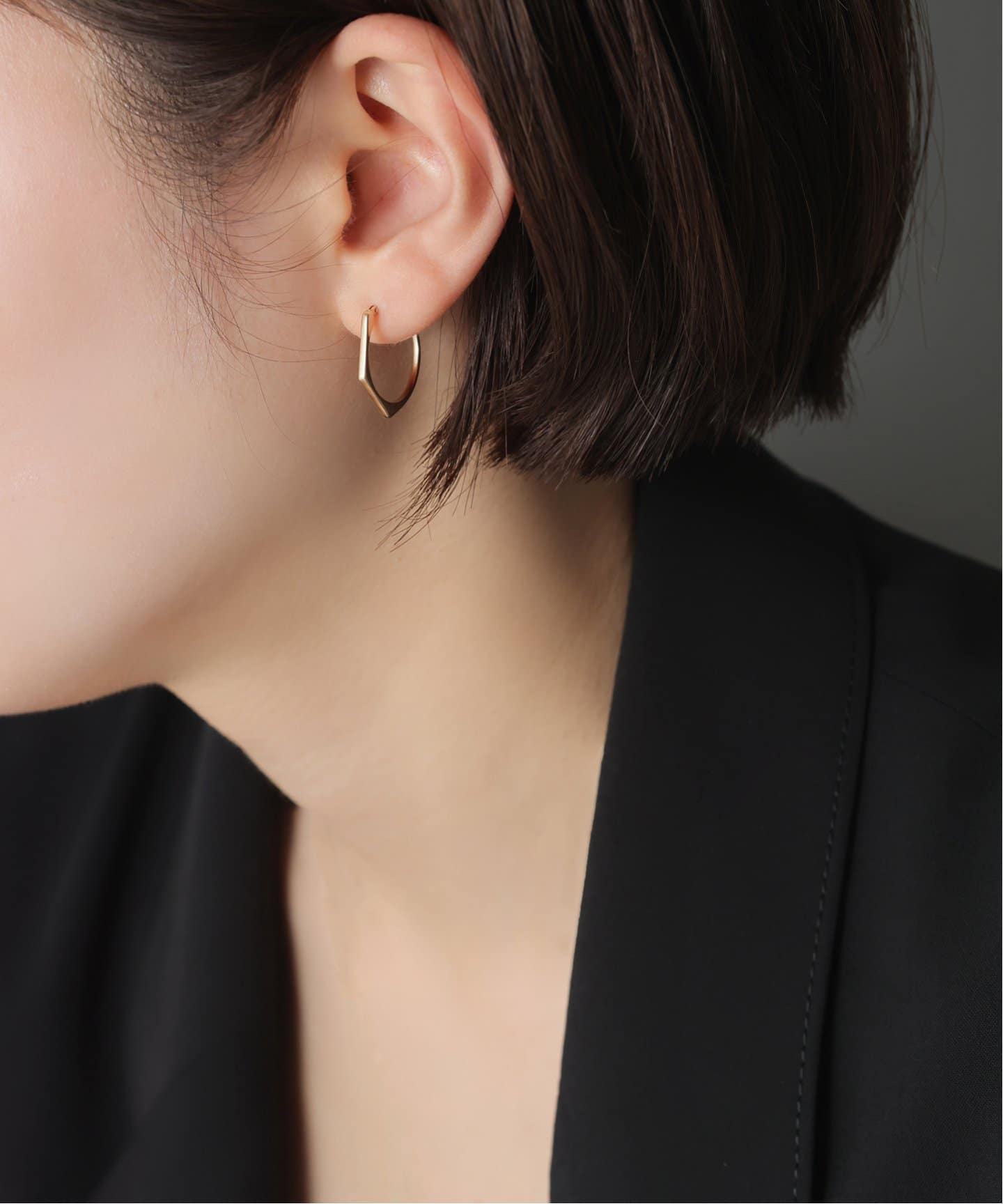 Lilas ゴールド K10 ピアス ティアドロップルチルピアス K10（両耳）（ピアス（両耳用