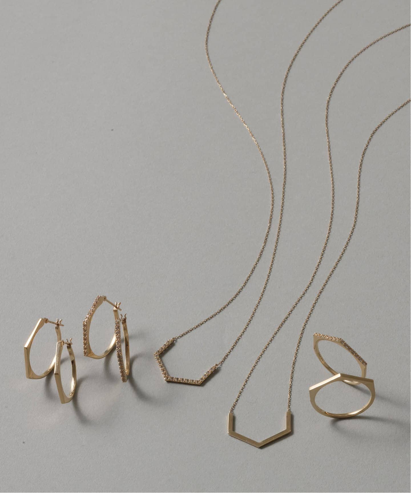 arrowライン ピアス K10(両耳)（ピアス（両耳用））｜Lilas