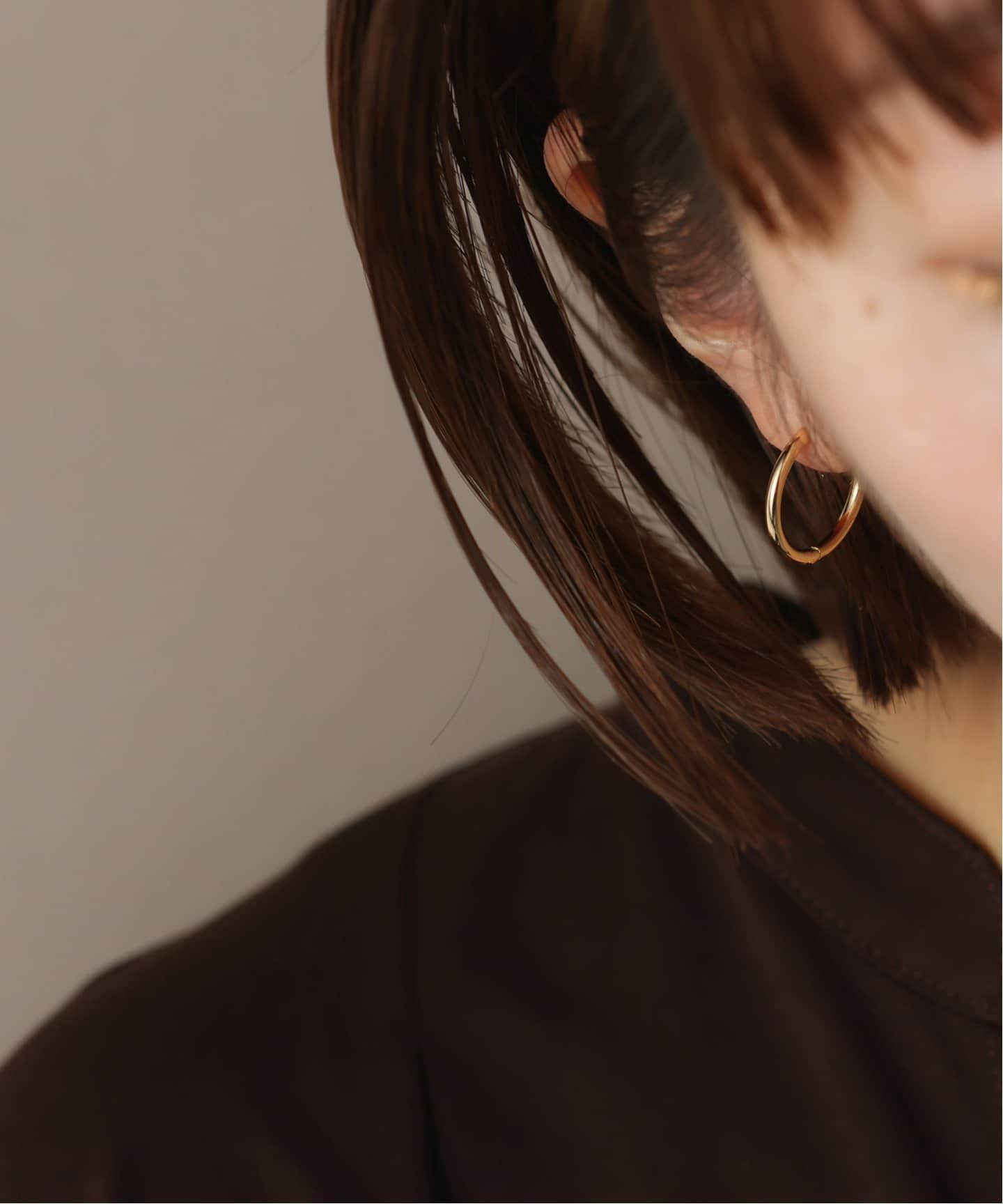 ハーフオープンフープピアスM K18(両耳)（ピアス（両耳用））｜Lilas