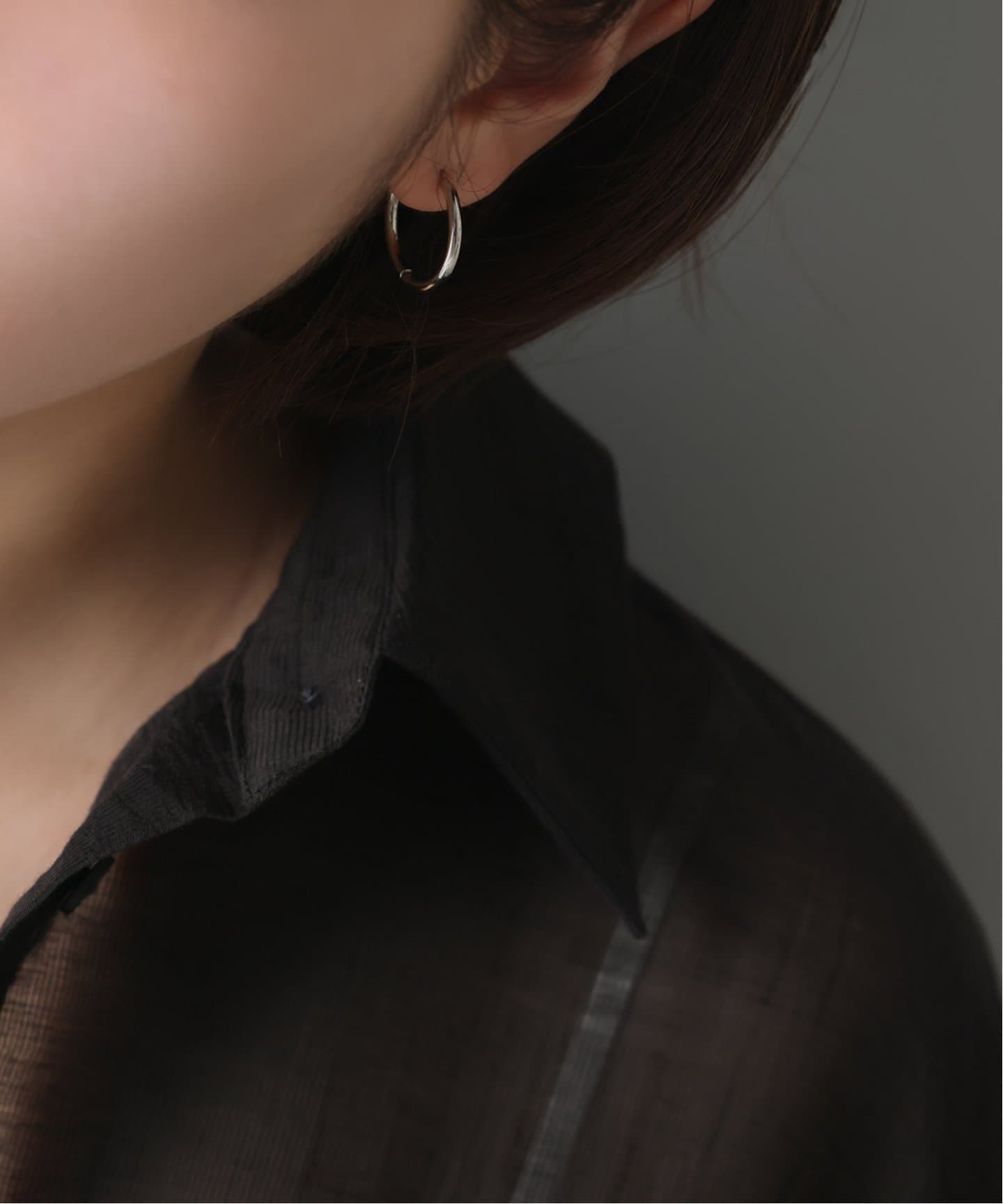 WEB限定》ハーフオープンフープピアスM PT(両耳)（ピアス（両耳