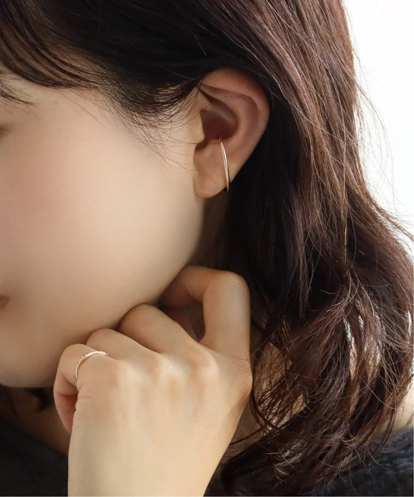オーバルパイプイヤーカフ K10（片耳）（イヤーカフ）｜Lilas