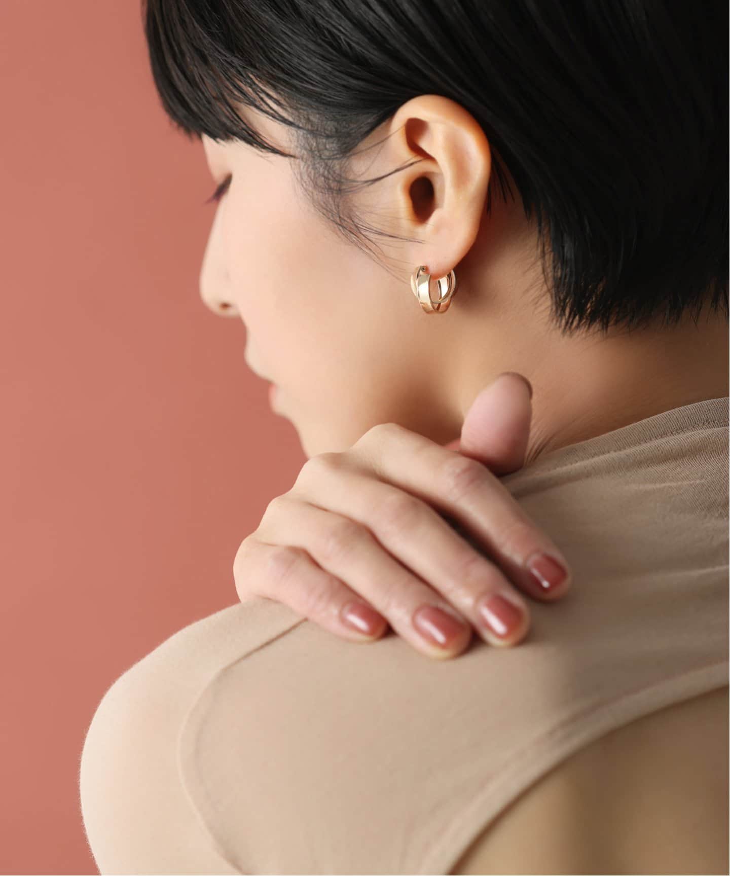 ワイドラインクロスフープピアス K10（両耳）（ピアス（両耳用