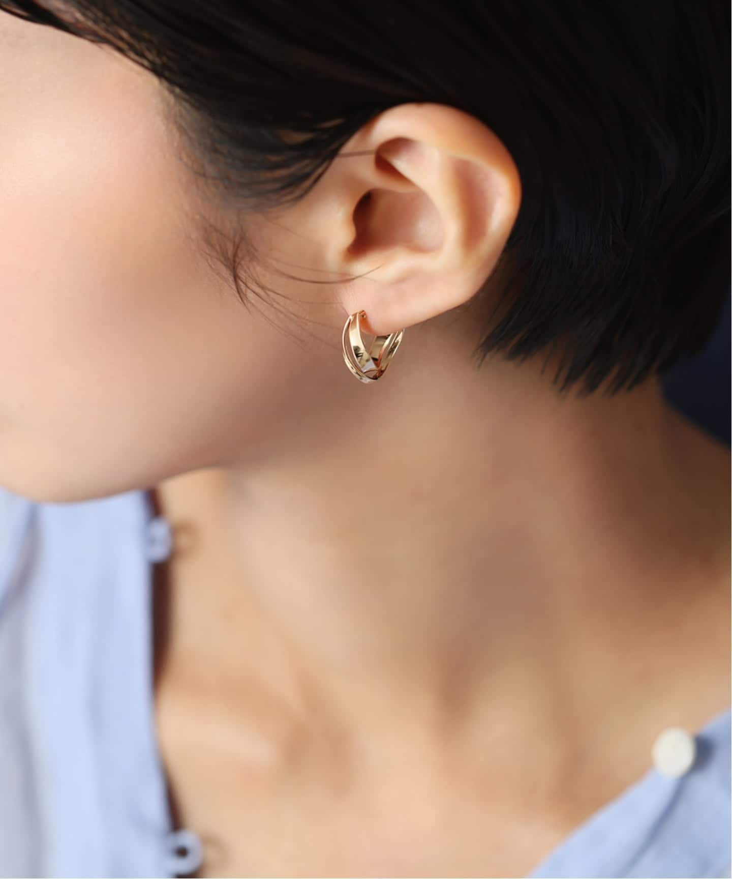 2ラインツイストモチーフピアス K10（両耳）（ピアス（両耳用