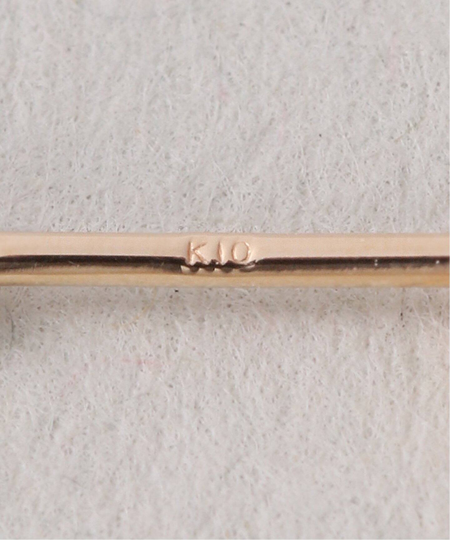 arrowラインホワイトトパーズピアス K10(両耳)（ピアス（両耳用