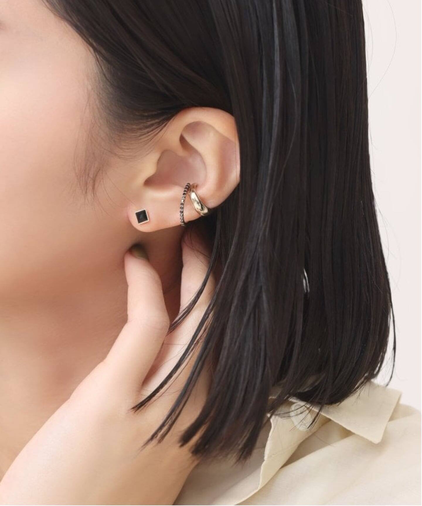 まるぴち オニキス ピラミッドモチーフ 4mmピアス K10 オニキスピラミッドモチーフ4mmピアス K10（両耳）（ピアス（両耳用