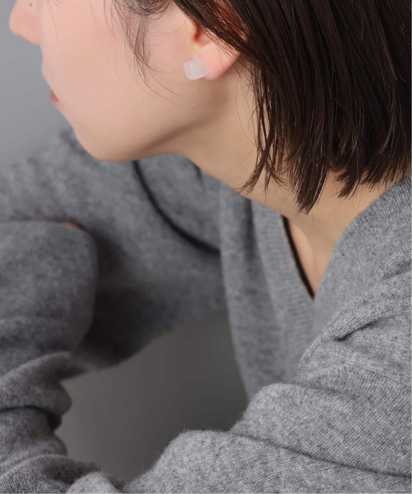 ラウンド*キューブカラーストーンピアス K10（両耳）（ピアス（両耳用