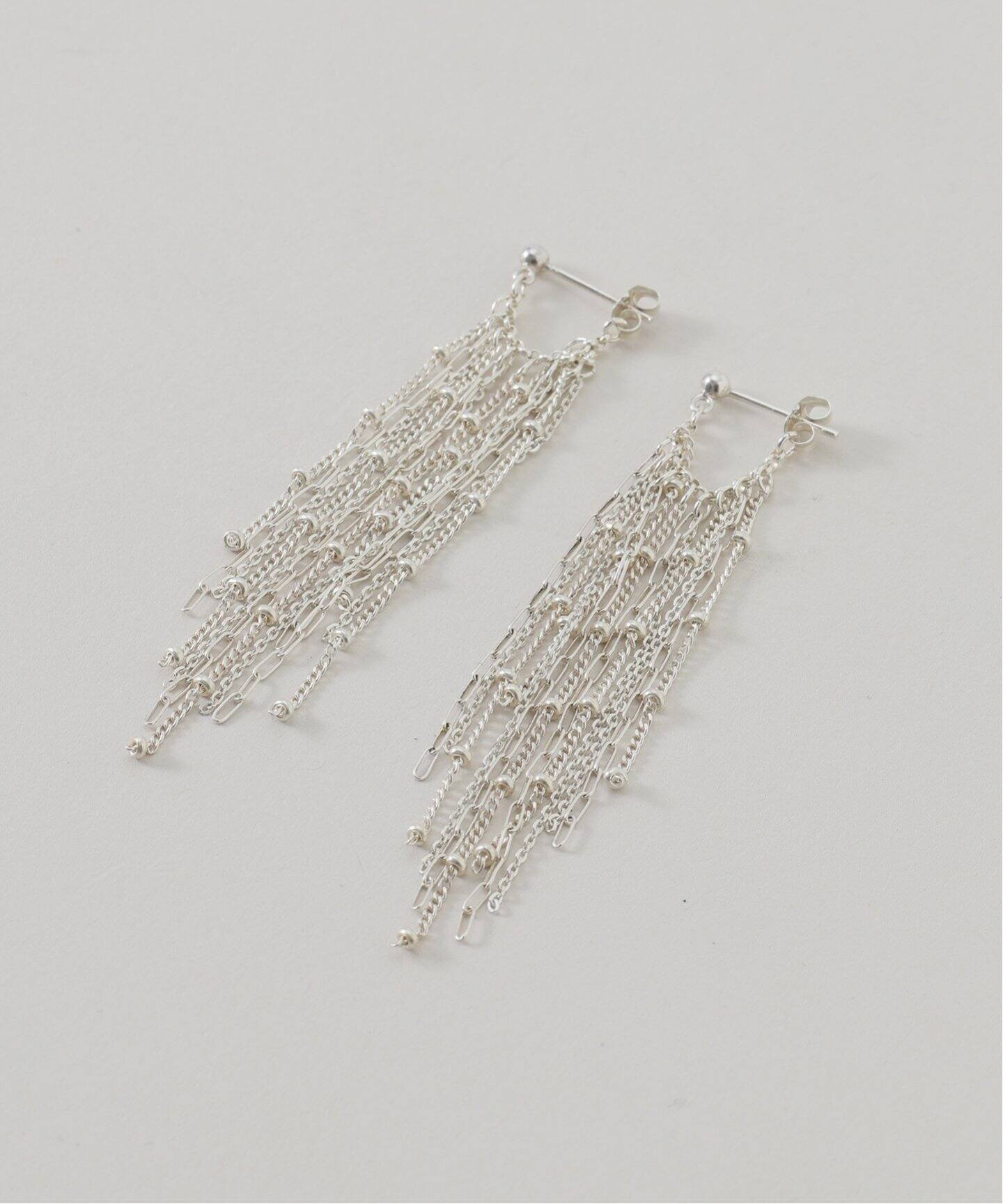 Lilas◇マーベラスチェーンUピアス Lilas◇マーベラスチェーンUピアス