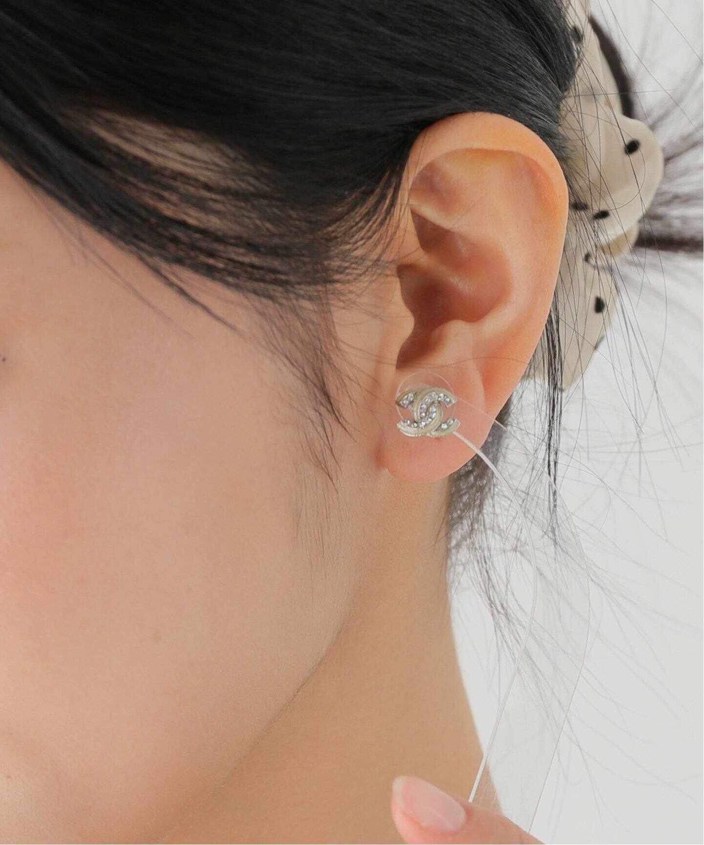 【かなり美品】シャネル ヴィンテージ ピアス CHANEL】シャネル ヴィンテージ ロゴ ピアス CCマーク (CHANEL