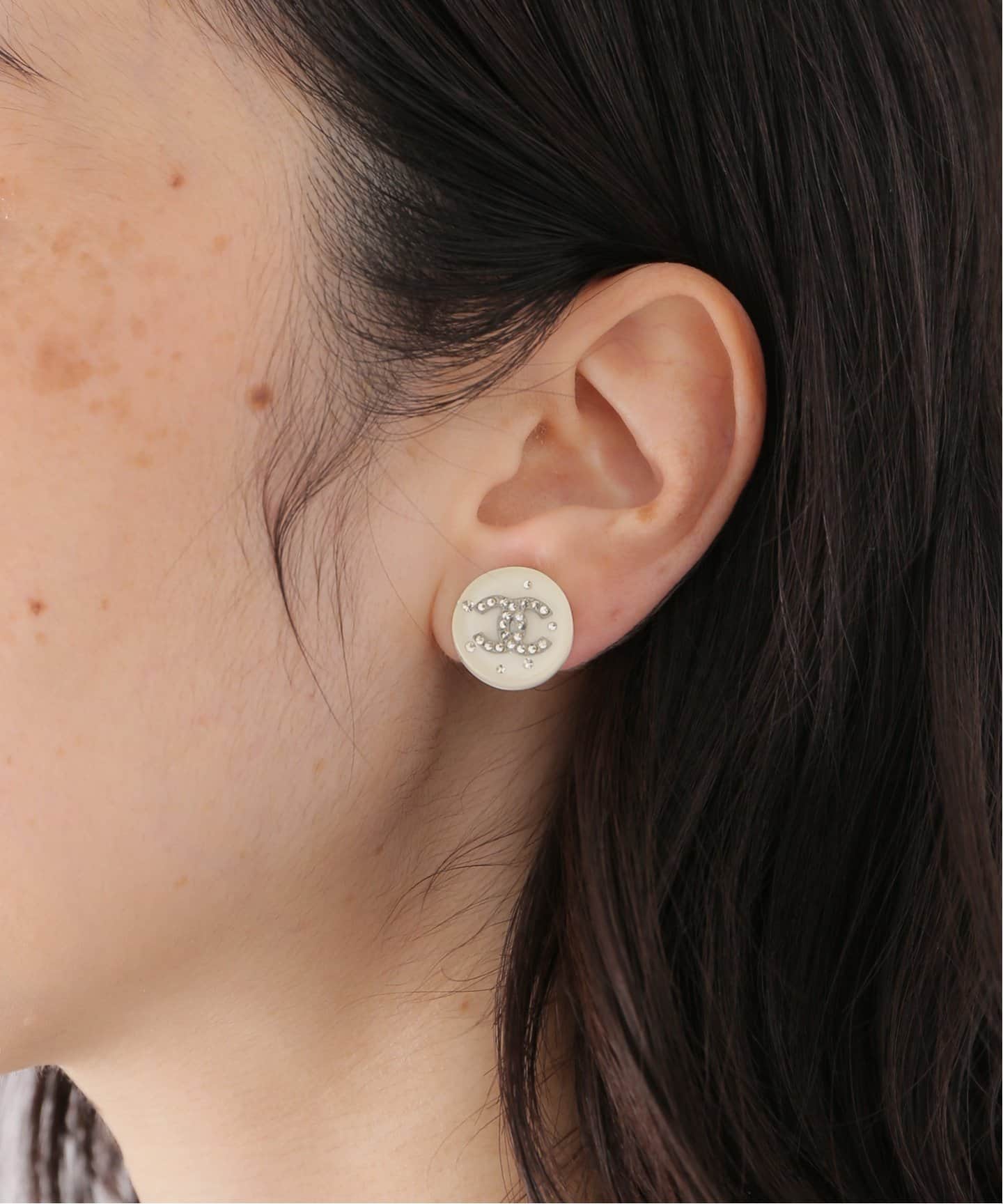 シャネル CHANEL アクセサリー（耳） イヤリング 金属素材×プラスチック ゴールド×黒 ココマーク 97A 美品 シャネル CHANEL イヤリング ココマーク 黒×ゴールド スター(星) 01P