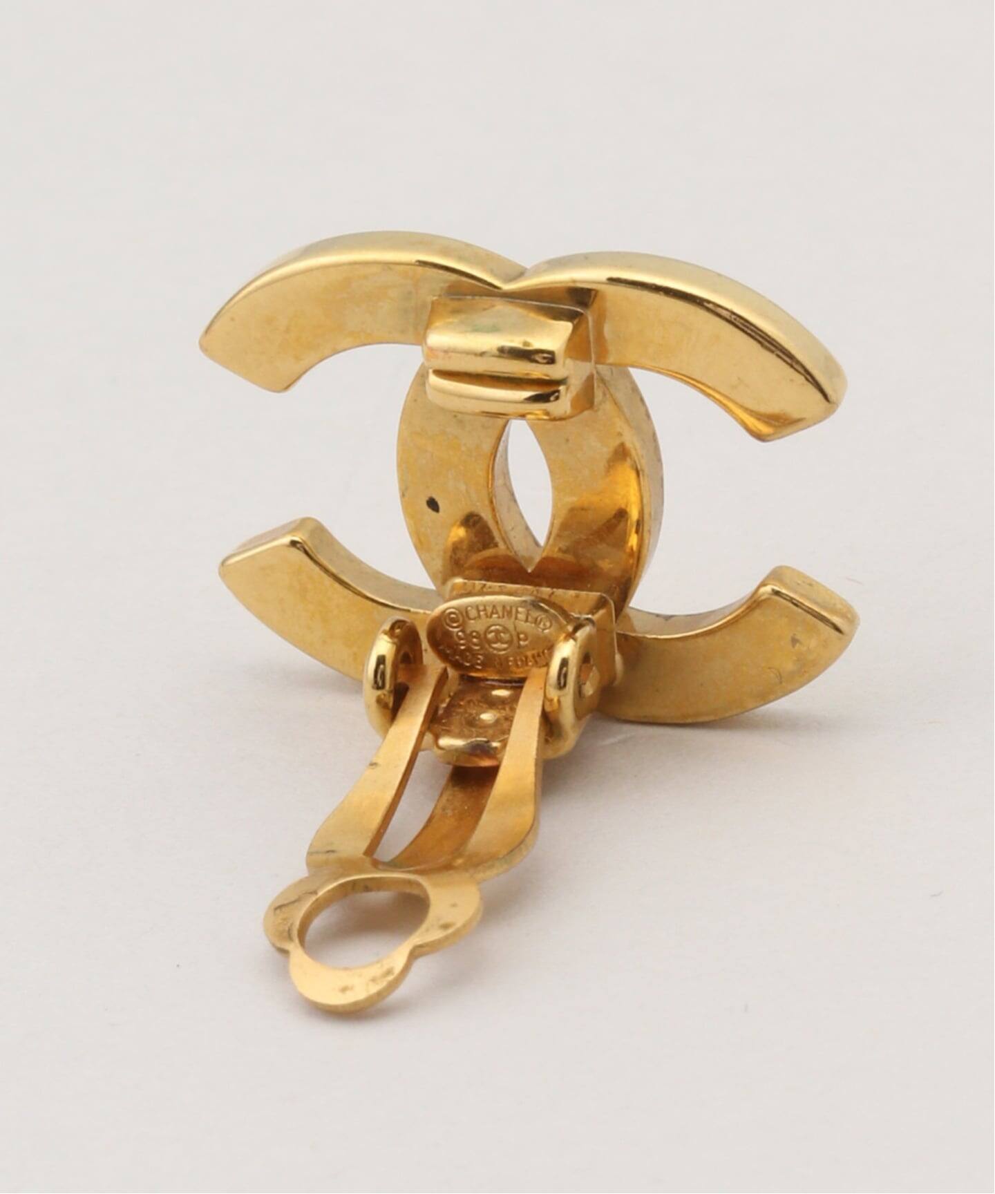 VINTAGE CHANEL/シャネル】earring(両耳)（イヤリング）｜DECOUVERTE