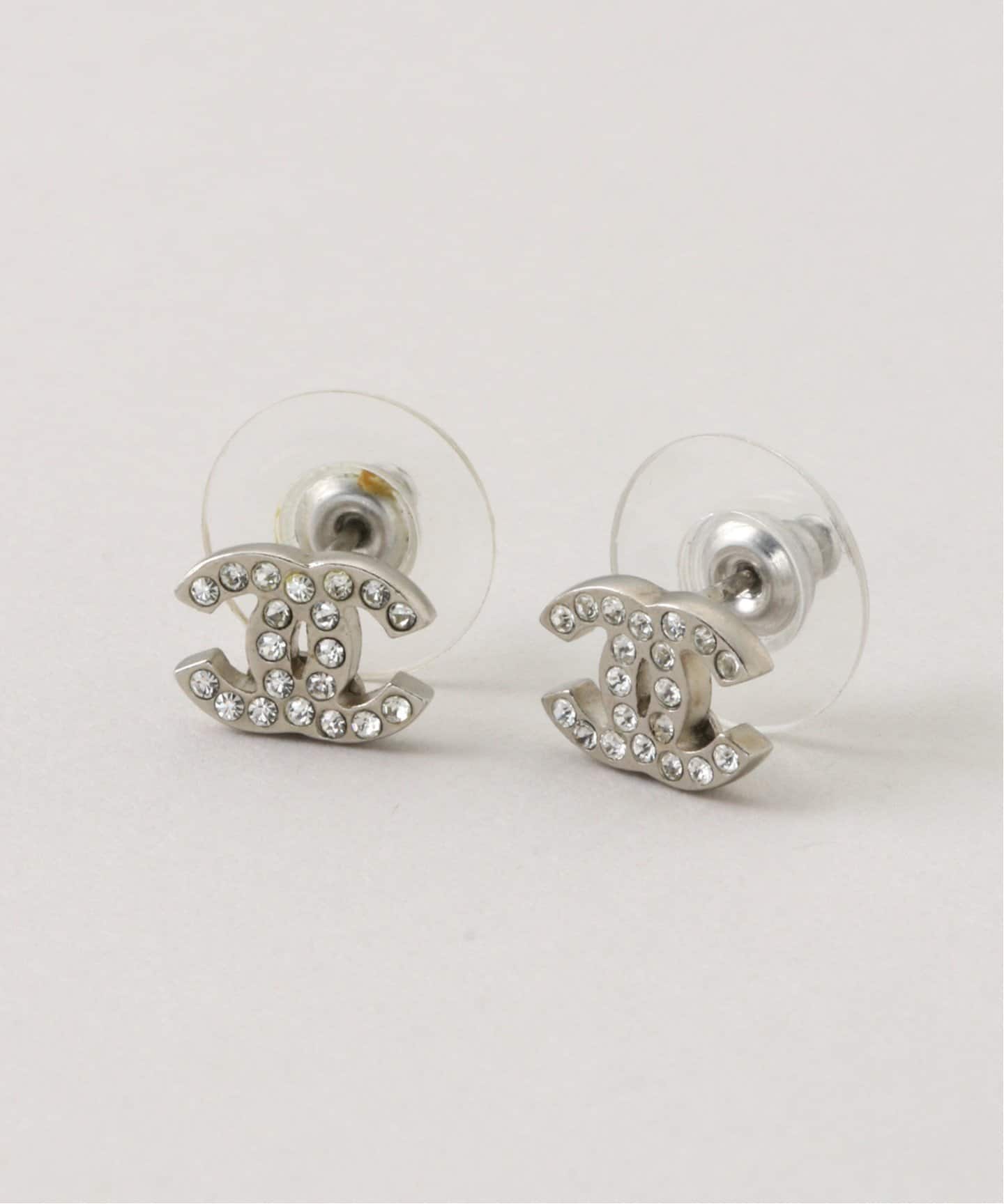 VINTAGE CHANEL/シャネル】CC pierce rs(両耳)（ピアス（両耳用
