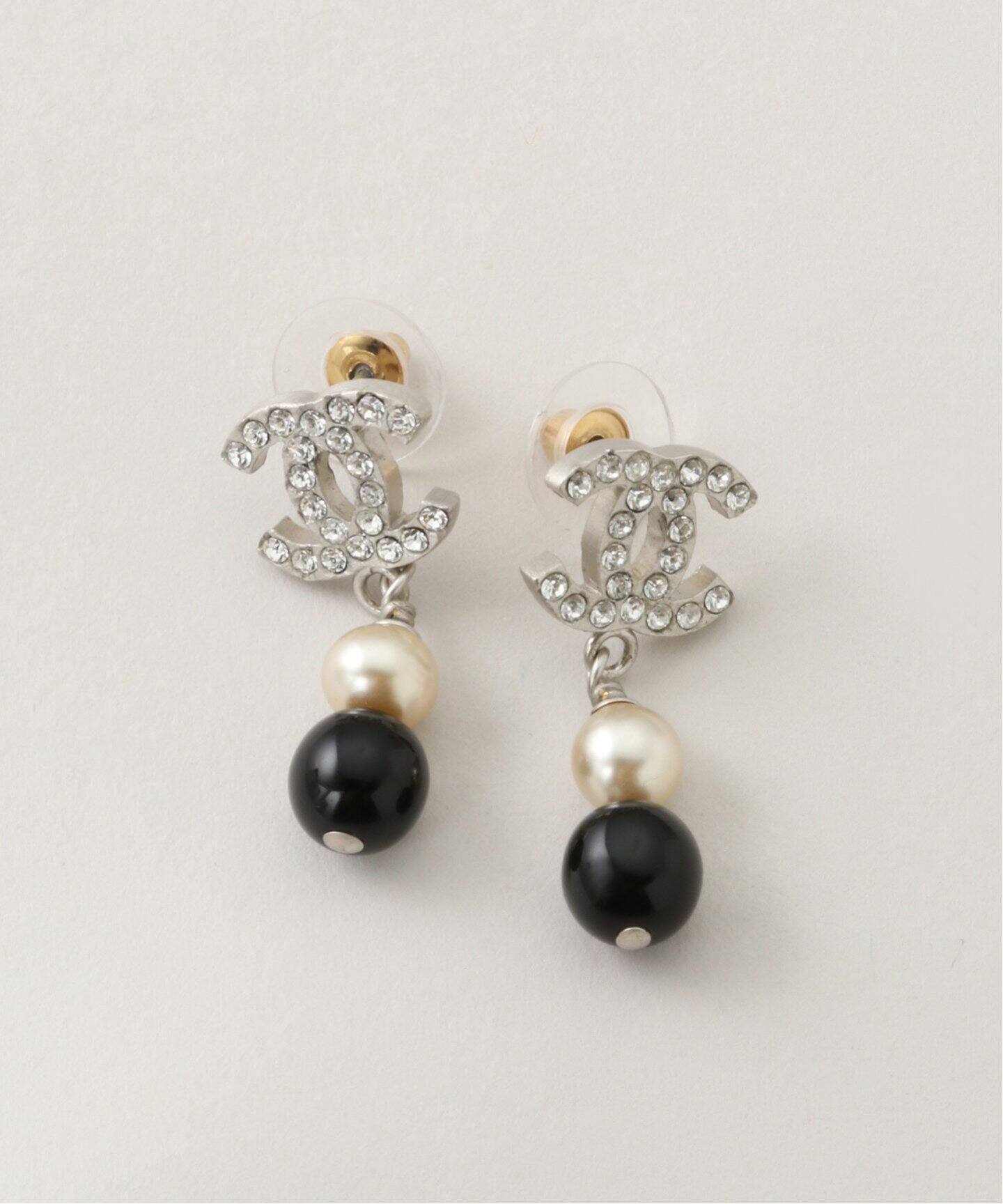 VINTAGE CHANEL/シャネル】 pierce logo rs ball(両耳)（ピアス