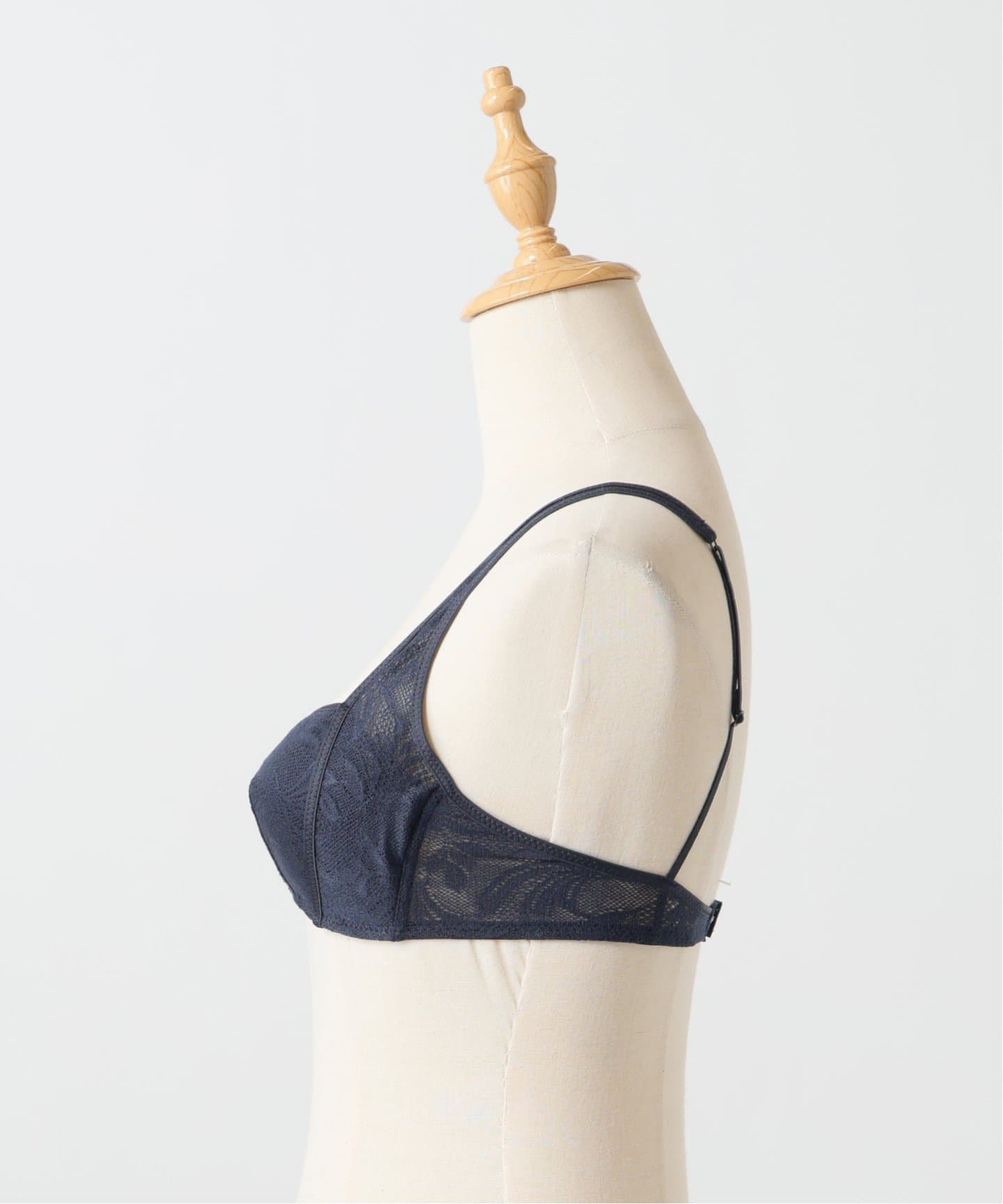 フローラルレースブラ（ブラ）｜EMILY WEEK（エミリーウィーク）の通販