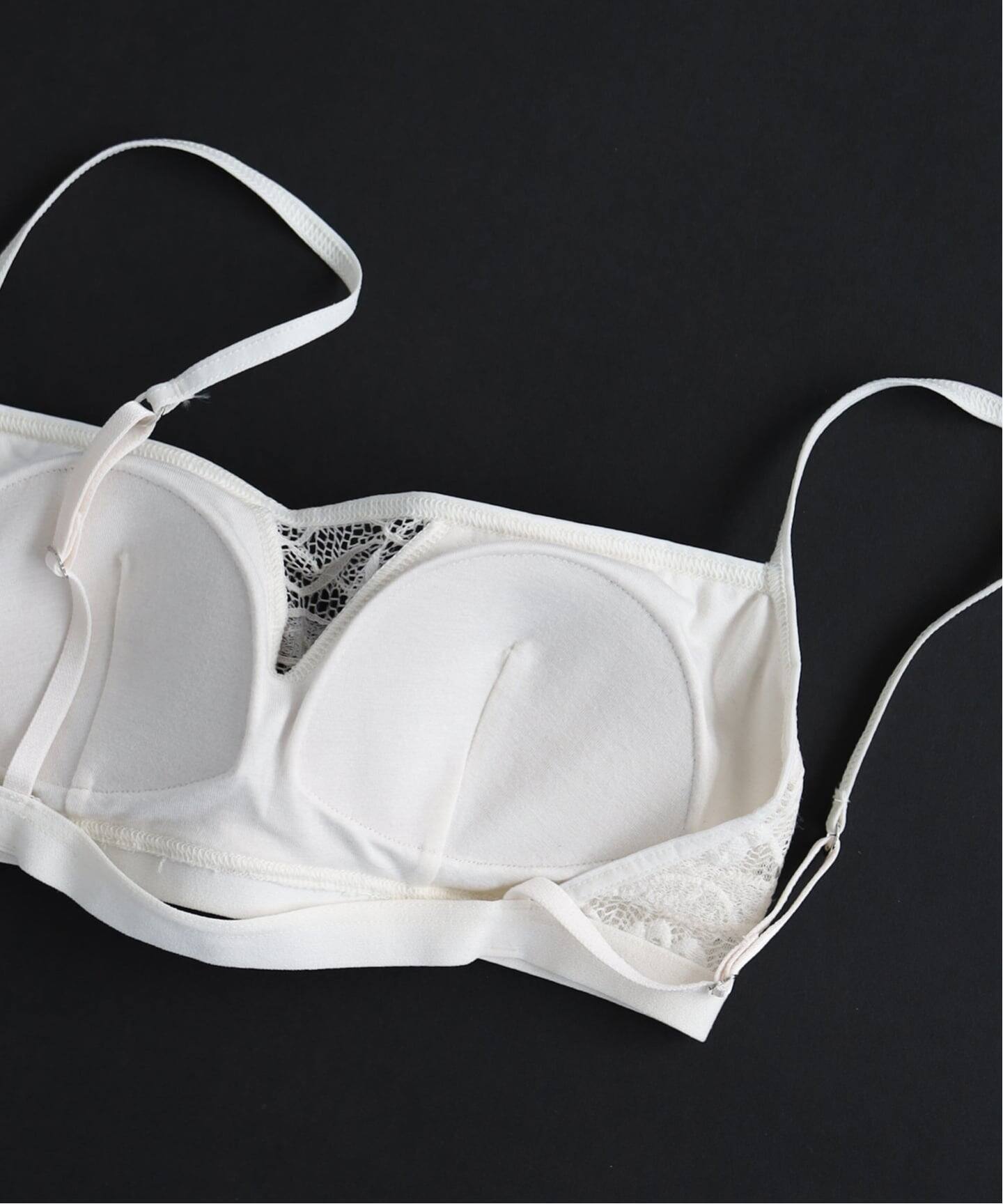 シャーリングレースバンドゥブラ（ブラ）｜EMILY WEEK（エミリー