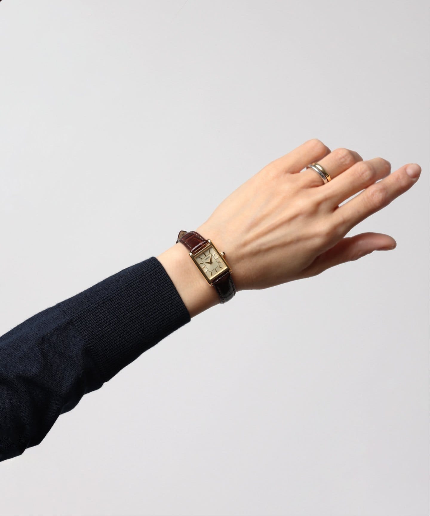 SEIKO / セイコー】ESSENTIALS SWR066（新品）｜HIROB（ヒロブ）の通販