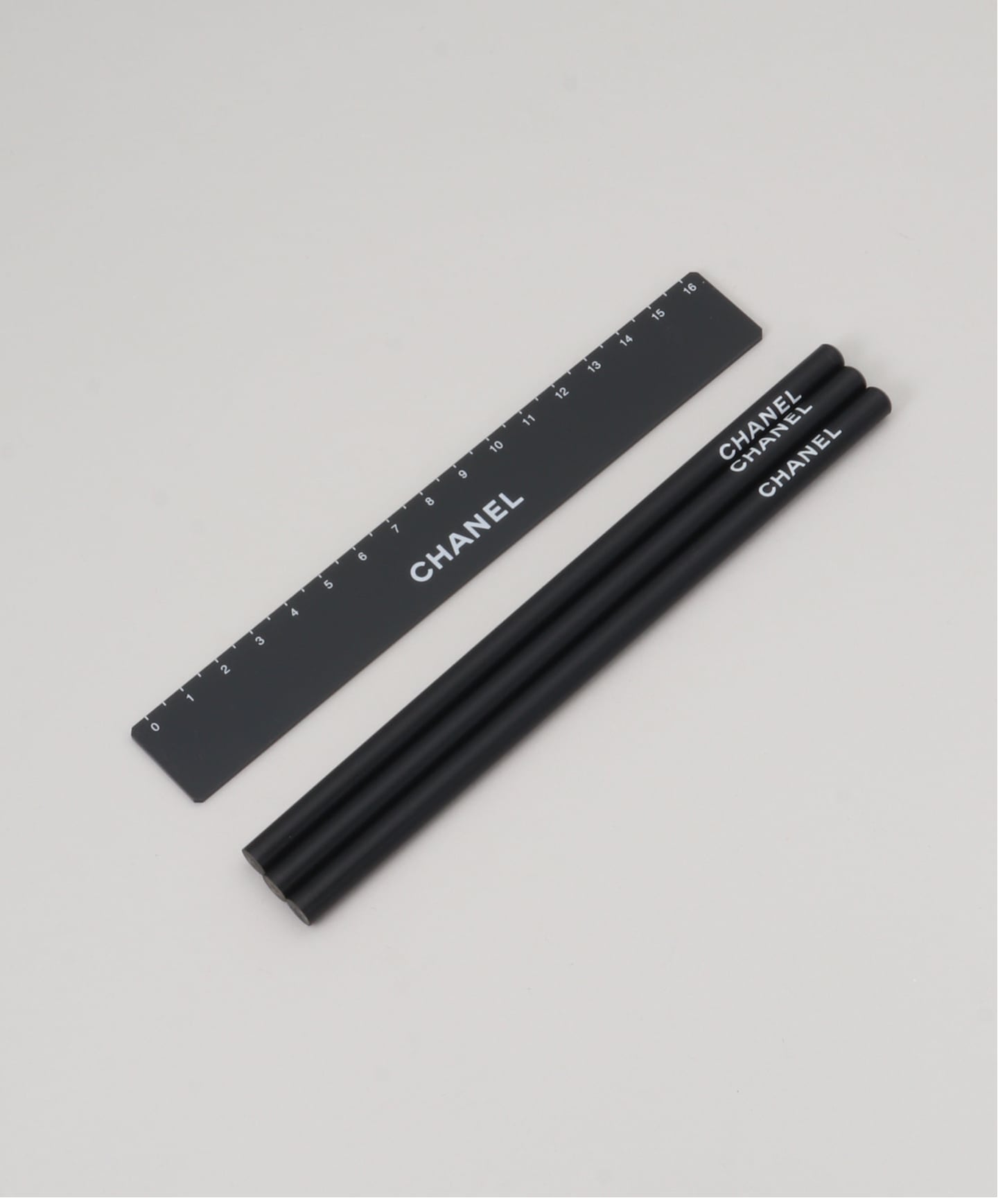 CHANEL Stationer set（ステーショナリー）｜HIROB（ヒロブ）の通販