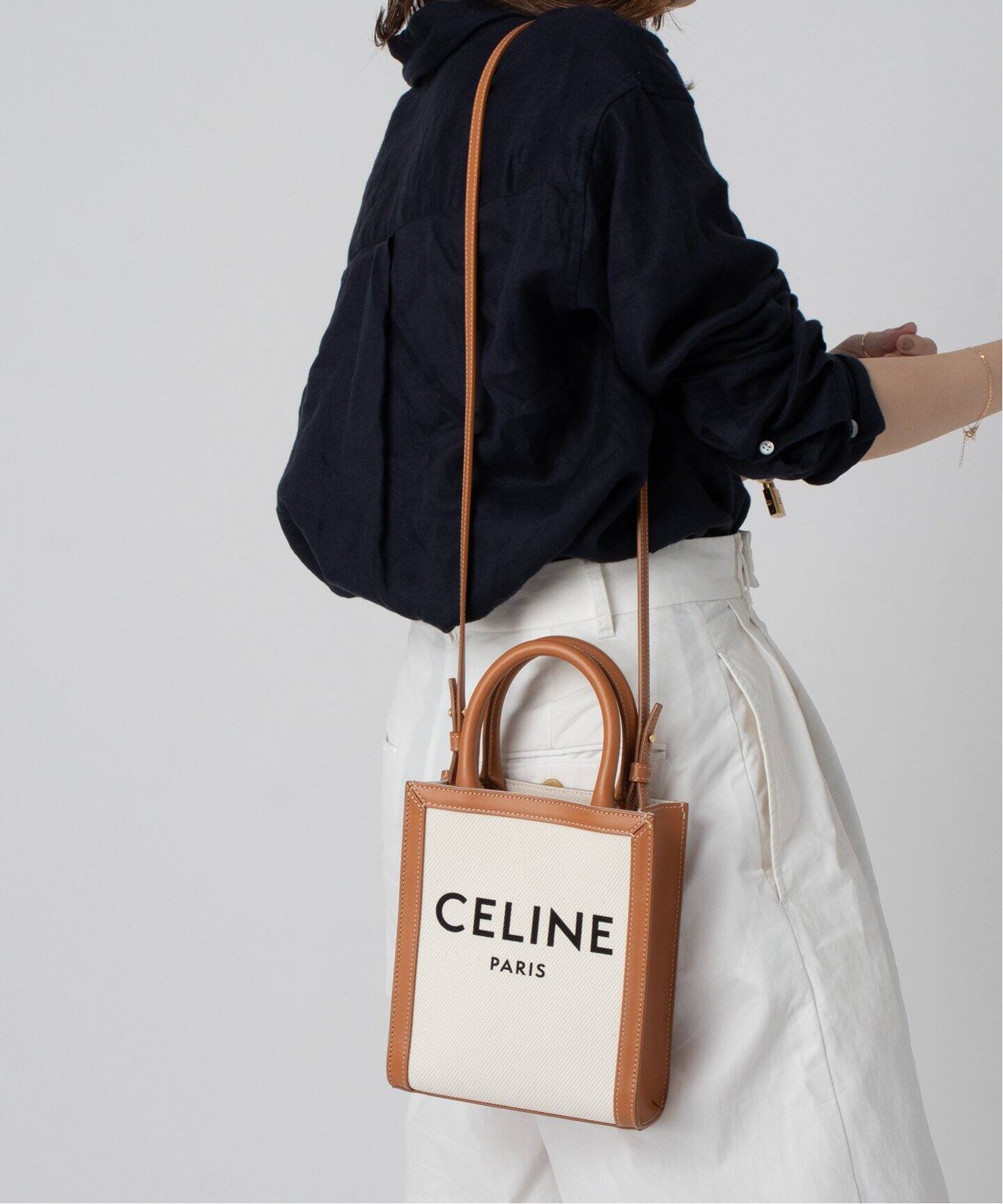 最安価格☆☆【CELINE直営店】MINI CABAS VERTICAL カバ トート ミニ CELINE Vertical Cabas(セリーヌ バーティカルカバ) バッグ