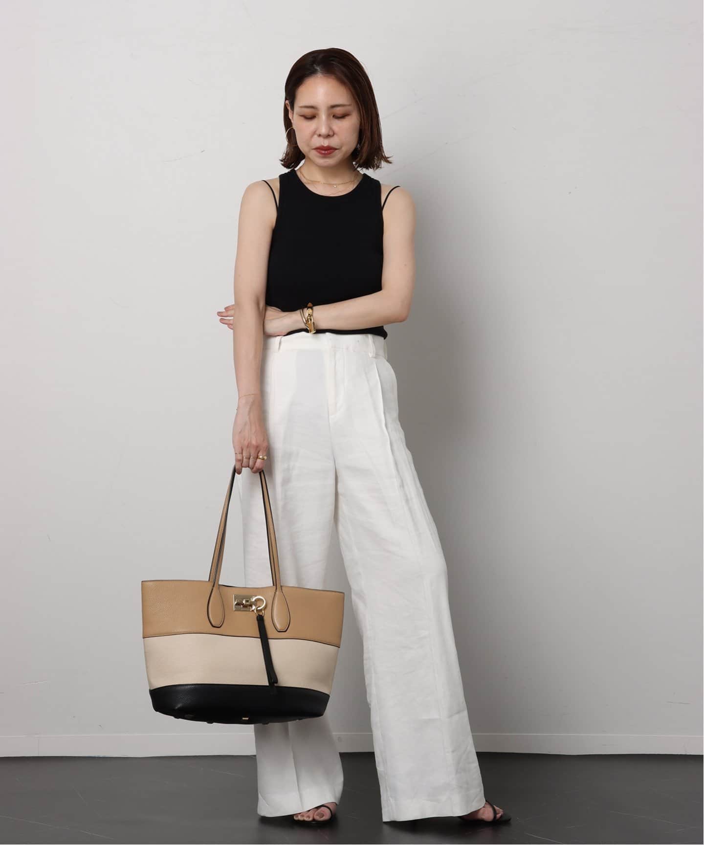 本物の VINTAGE FERRAGAMO/フェラガモ】 Studio トートバッグ（トート バッグ