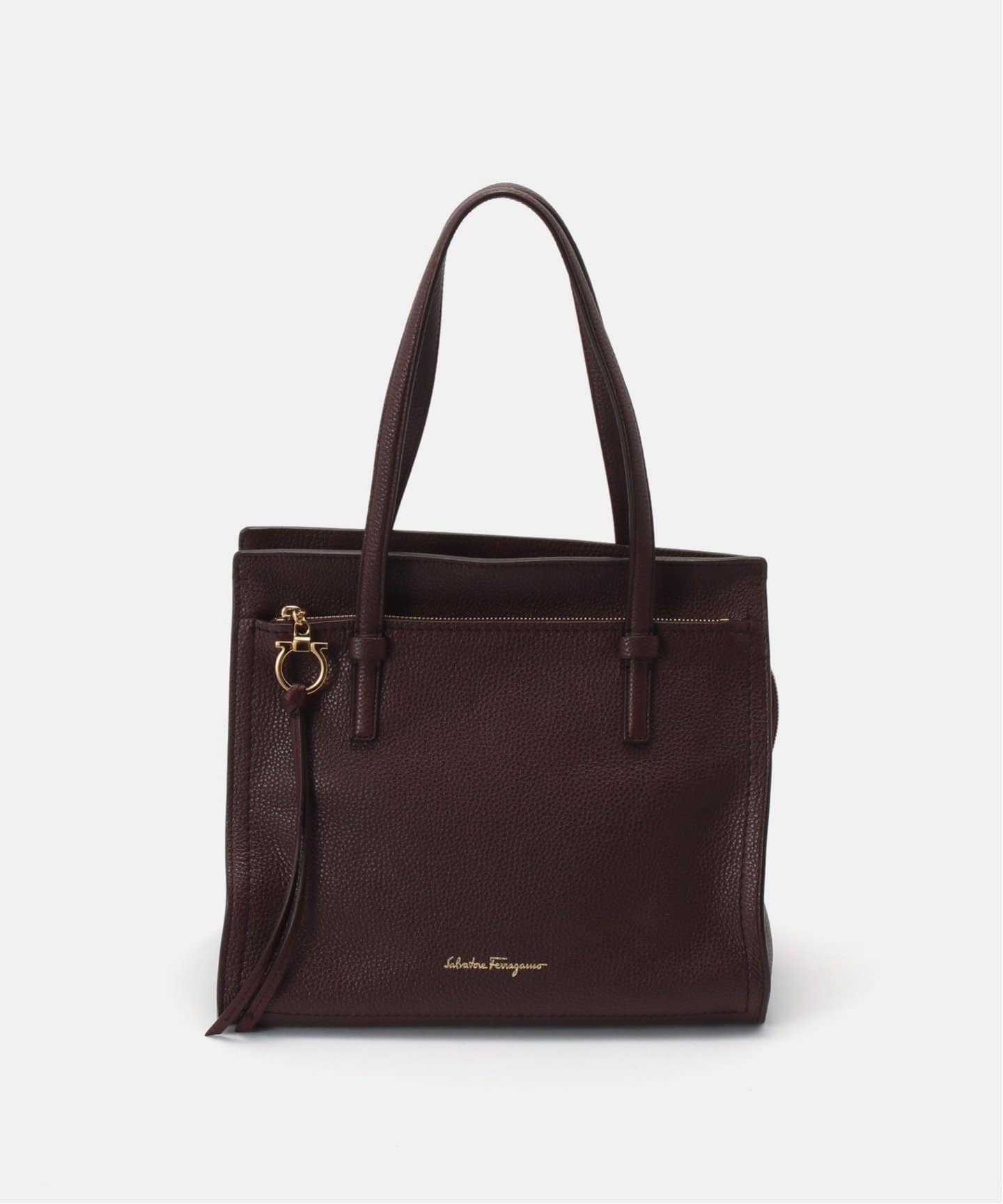 ☆人気☆【FERRAGAMO】☆GANCINI ロゴ トートバッ.グ☆ Amazon | [FERRAGAMO] [フェラガモ]トートバッグ ブラック