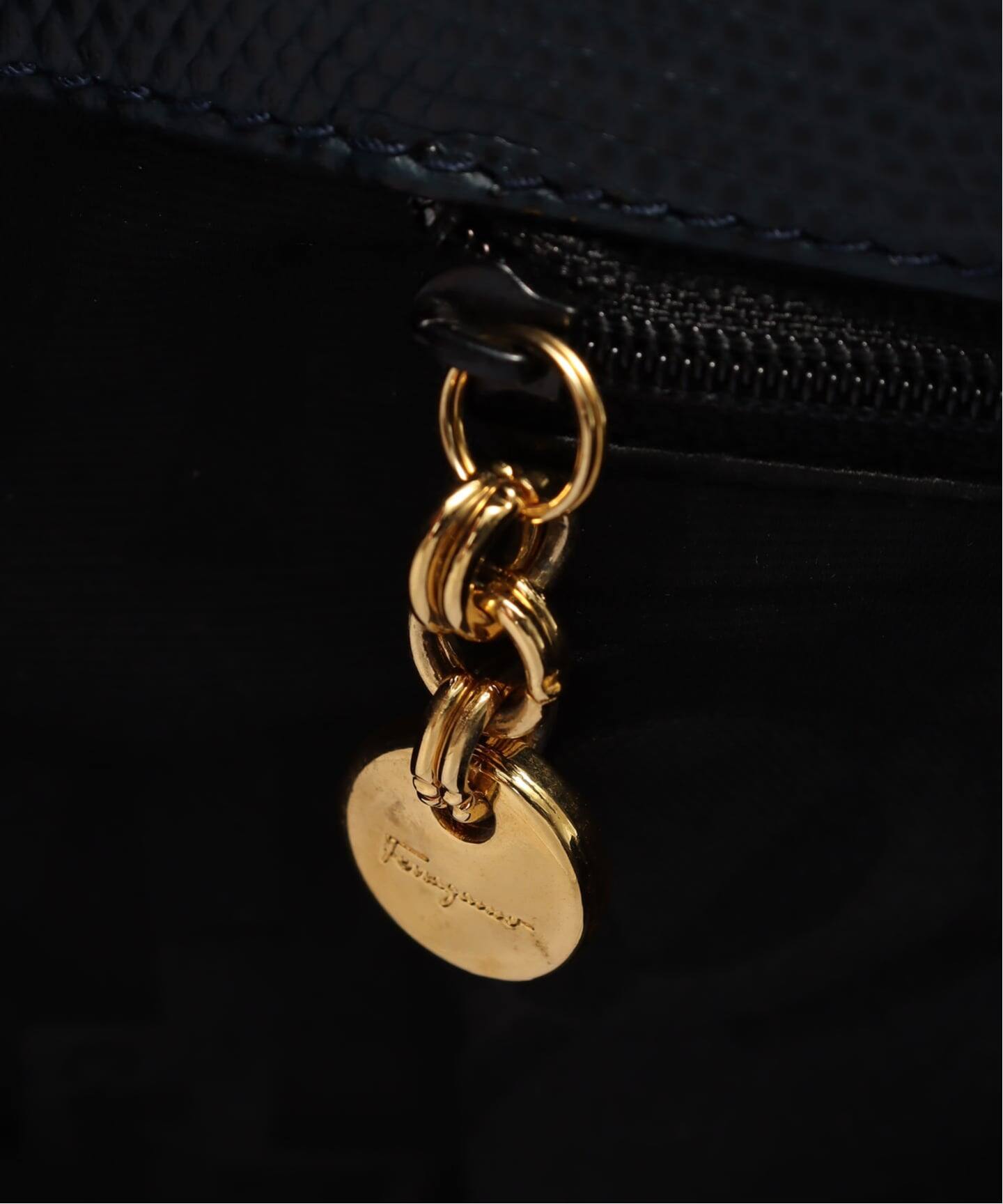 VINTAGE FERRAGAMO/フェラガモ】 Vara トートバッグ（トートバッグ