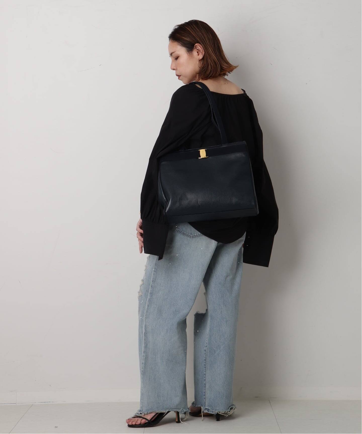 VINTAGE FERRAGAMO/フェラガモ】 Vara トートバッグ（トートバッグ 