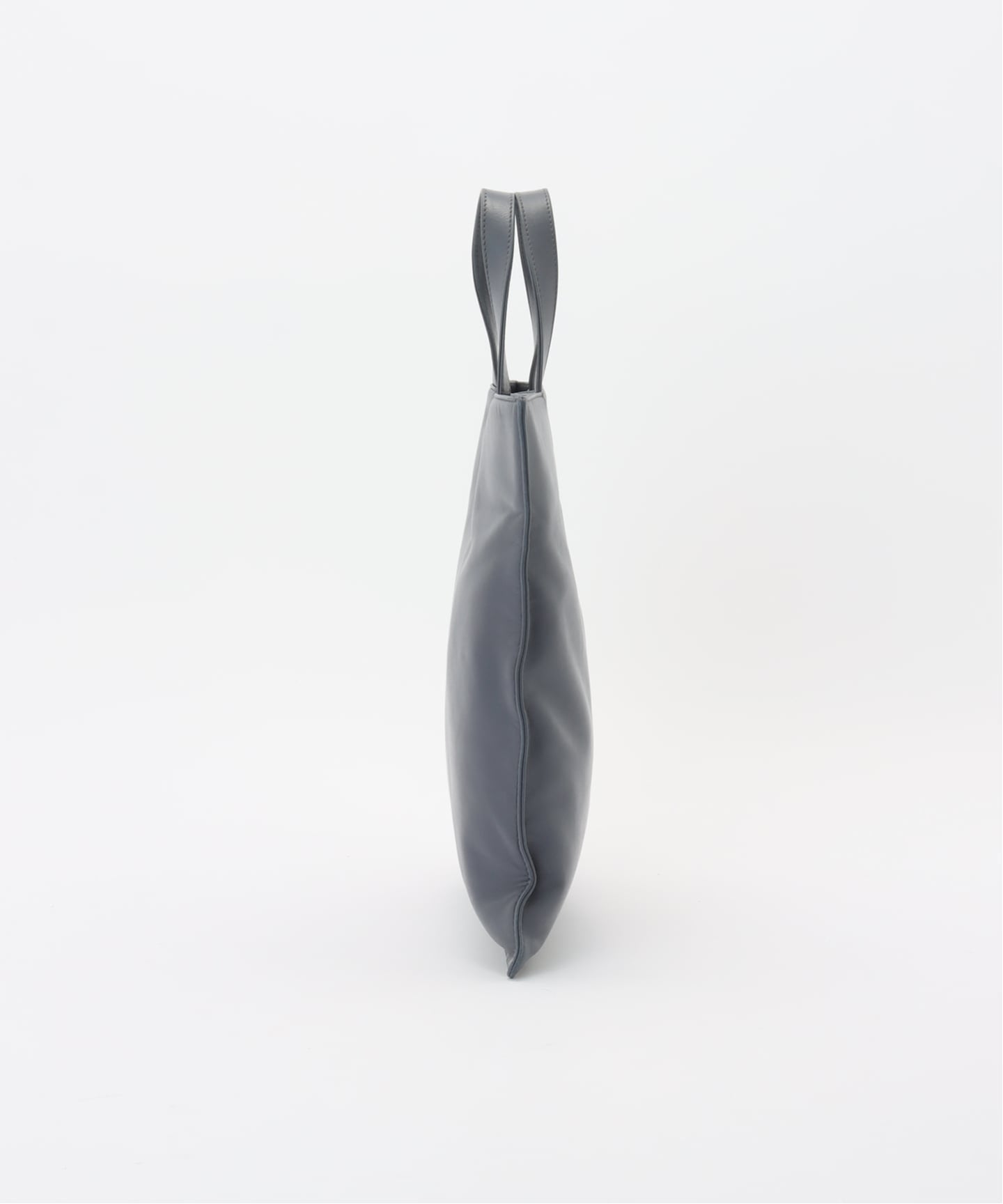 タ*マ様 ロエベ　ヴィエント　トートバッグ　あんしん鑑定❗️ ロエベ】Buckle*カーフ*オープンバックル付トートバッグ*メンズ