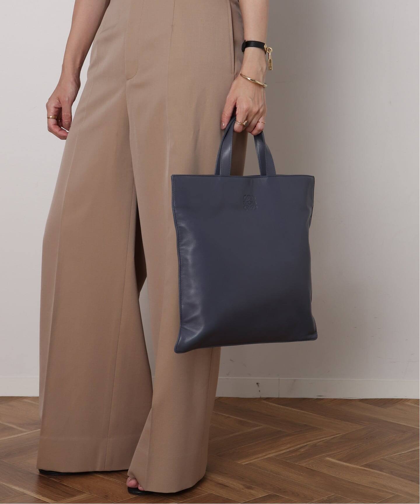 LOEWE Buckle Anagram Tote トートバッグ 楽天市場】LOEWE ロエベ BUCKLE ZIP TOTE トートバッグ バックル