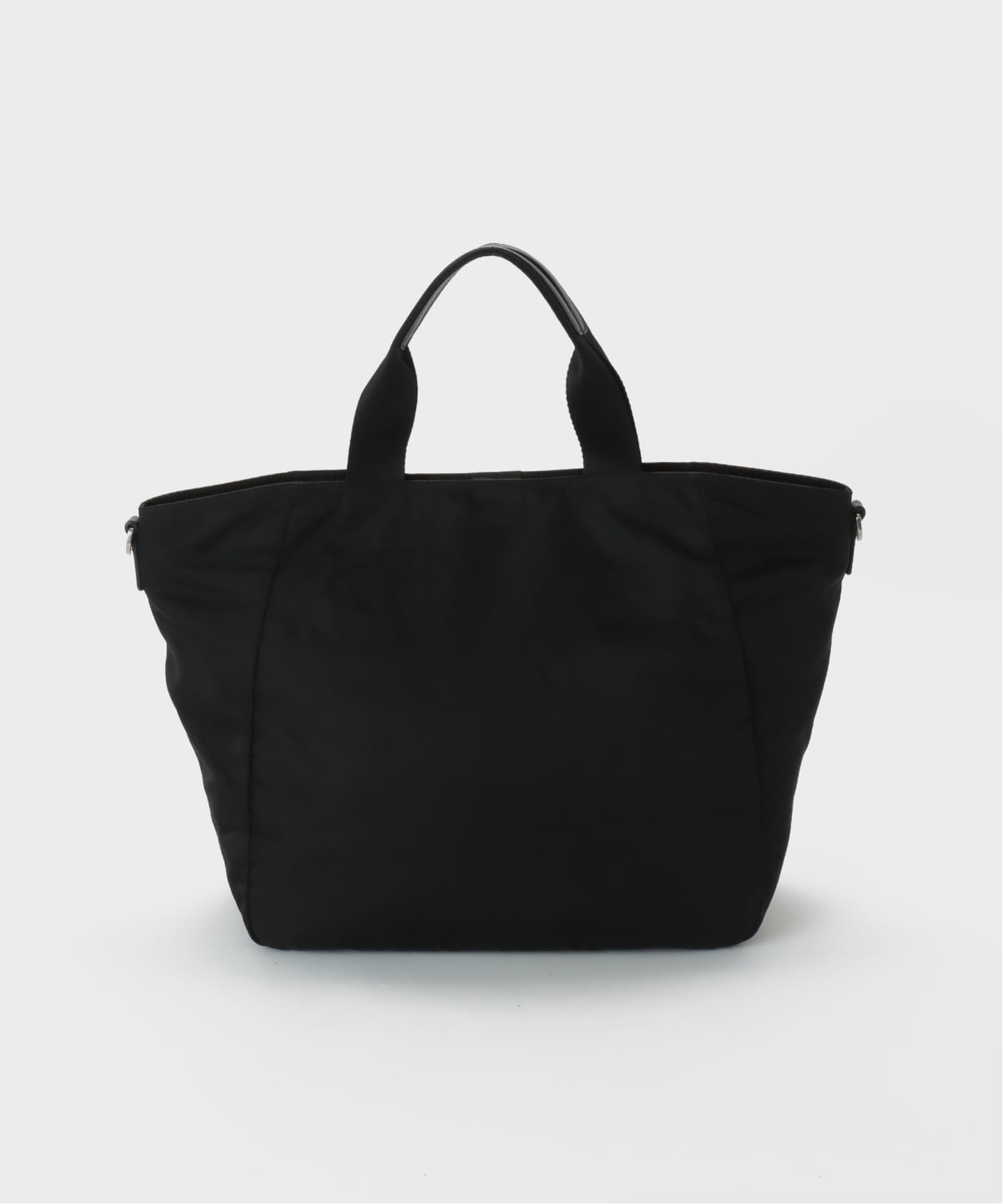 プラダ PRADA B6672F ナイロン トートバッグ ヴィンテージ風 プラダ PRADA B6672F ナイロン トートバッグ ヴィンテージ風